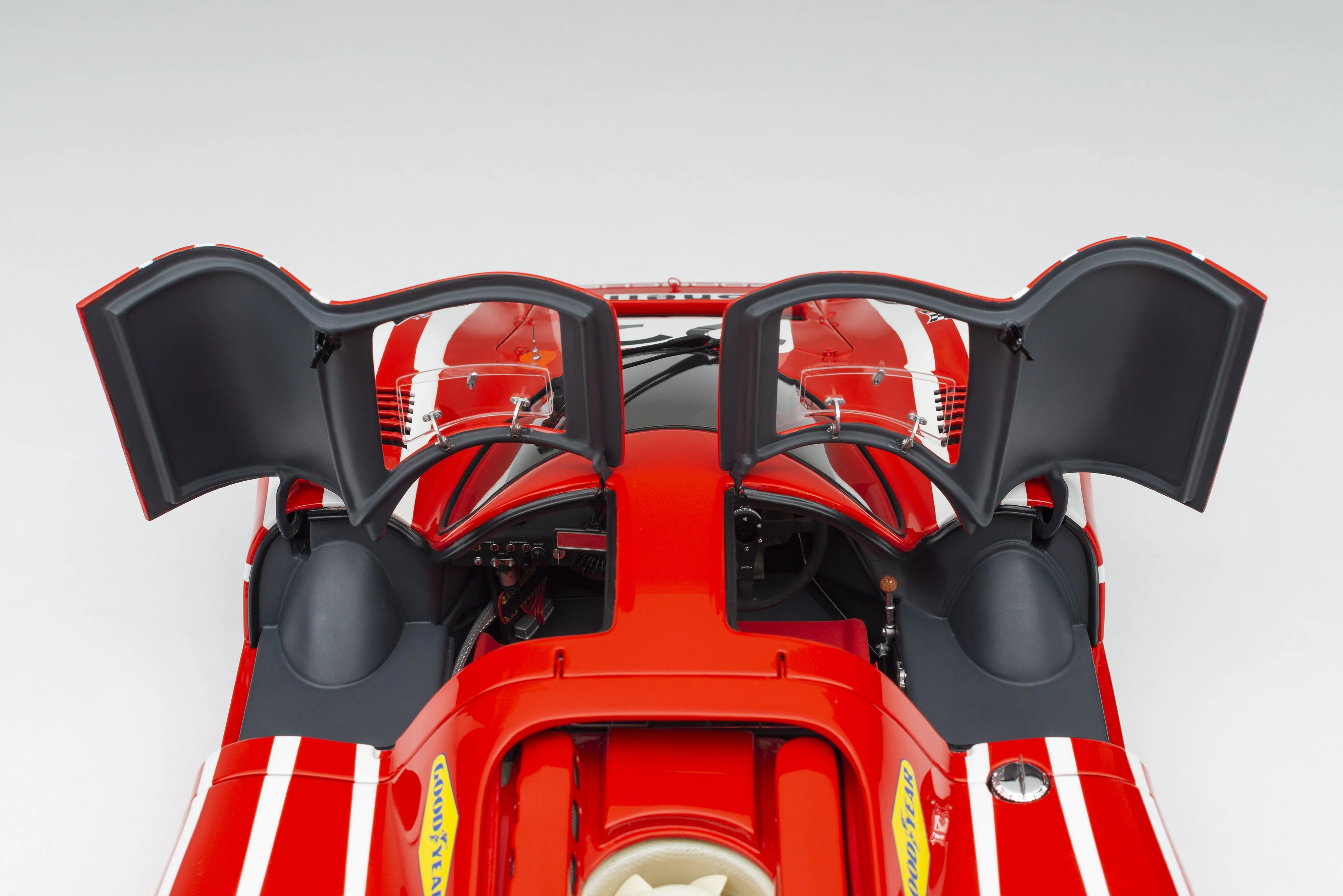Porsche 917K - 1970 Le Mans Winner - Salzburg Livery - Image 7