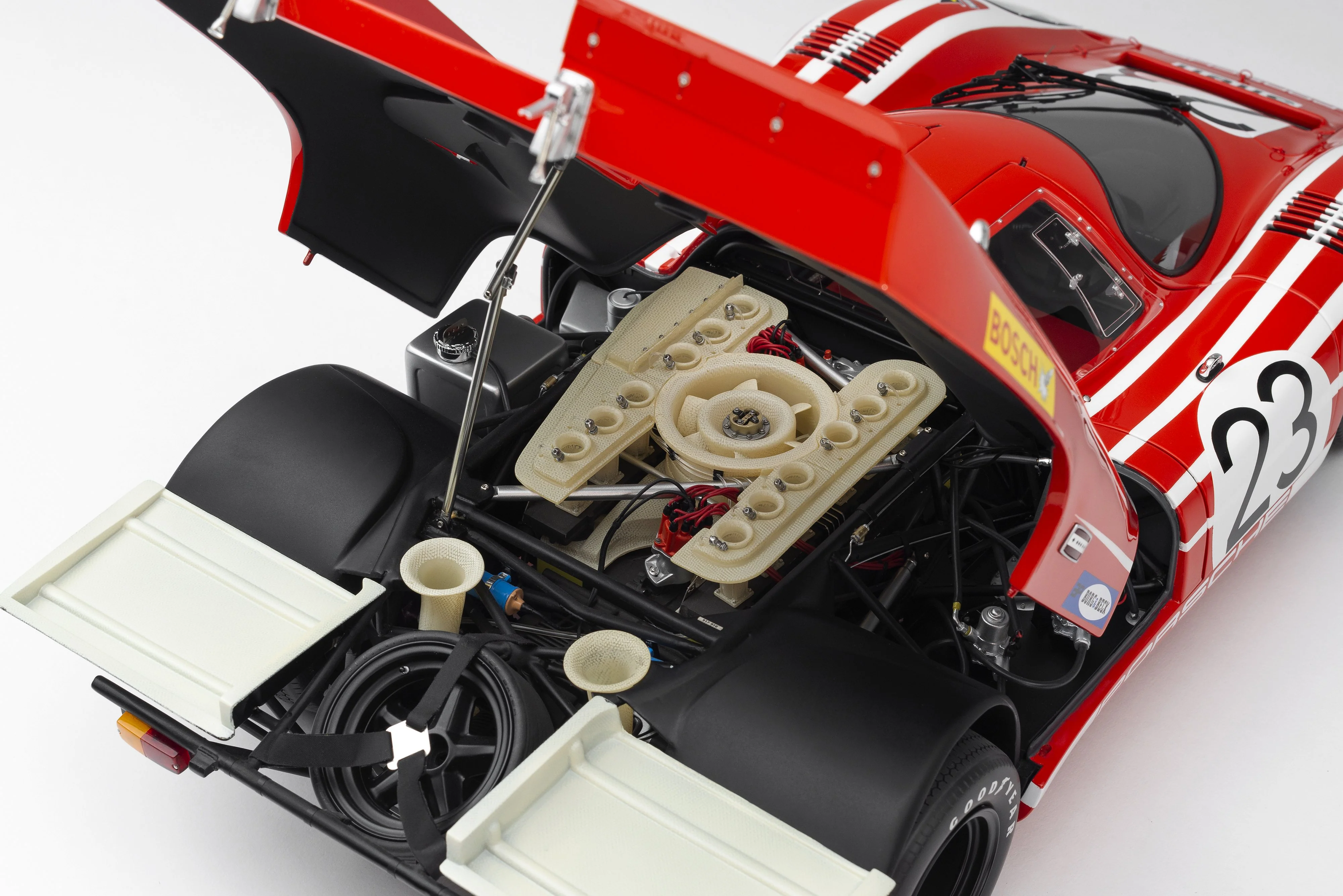 Porsche 917K - 1970 Le Mans Winner - Salzburg Livery - Image 9
