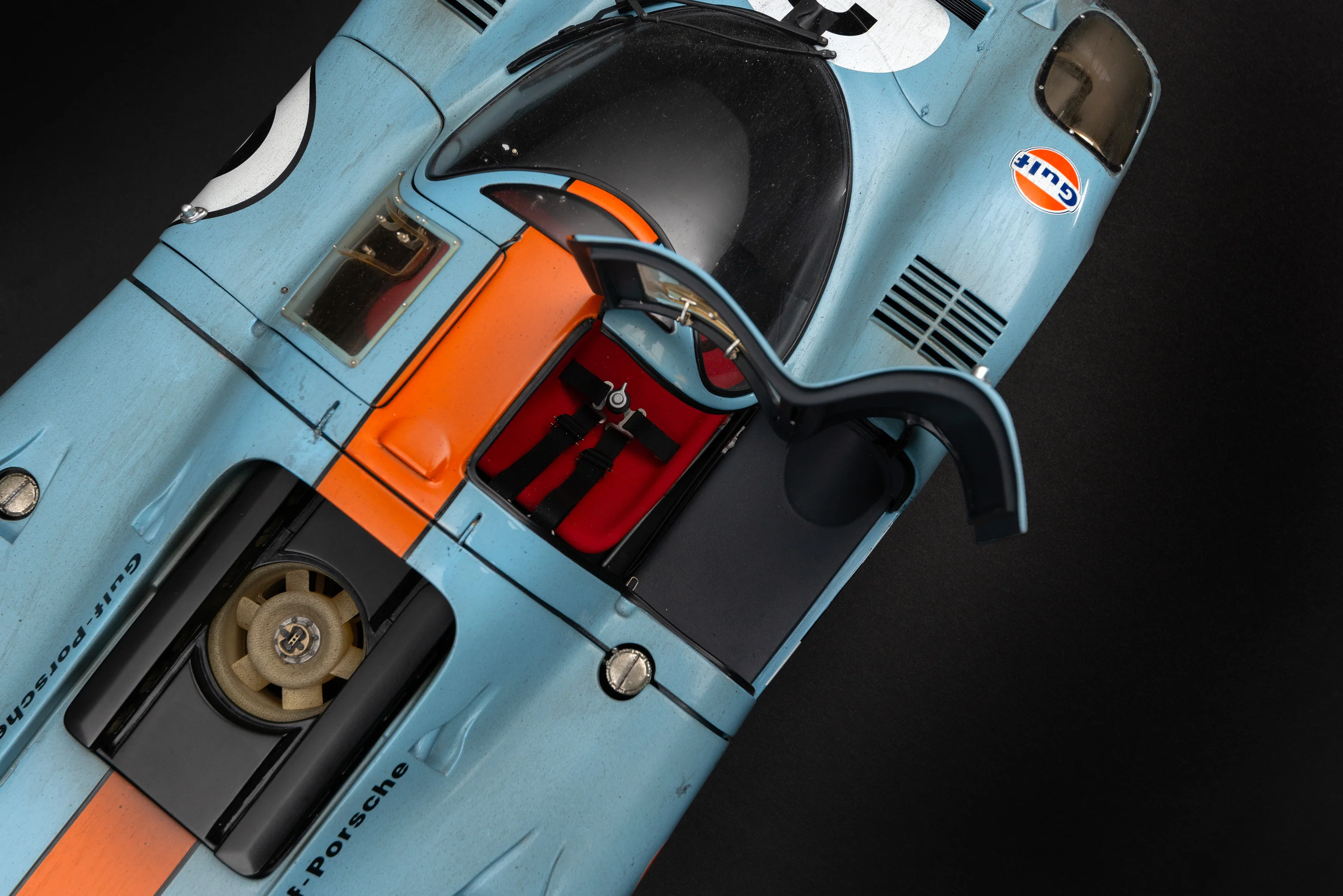 Porsche 917K - 1971 Daytona Winner - Gulf Livery - Race Weathered - Image 14