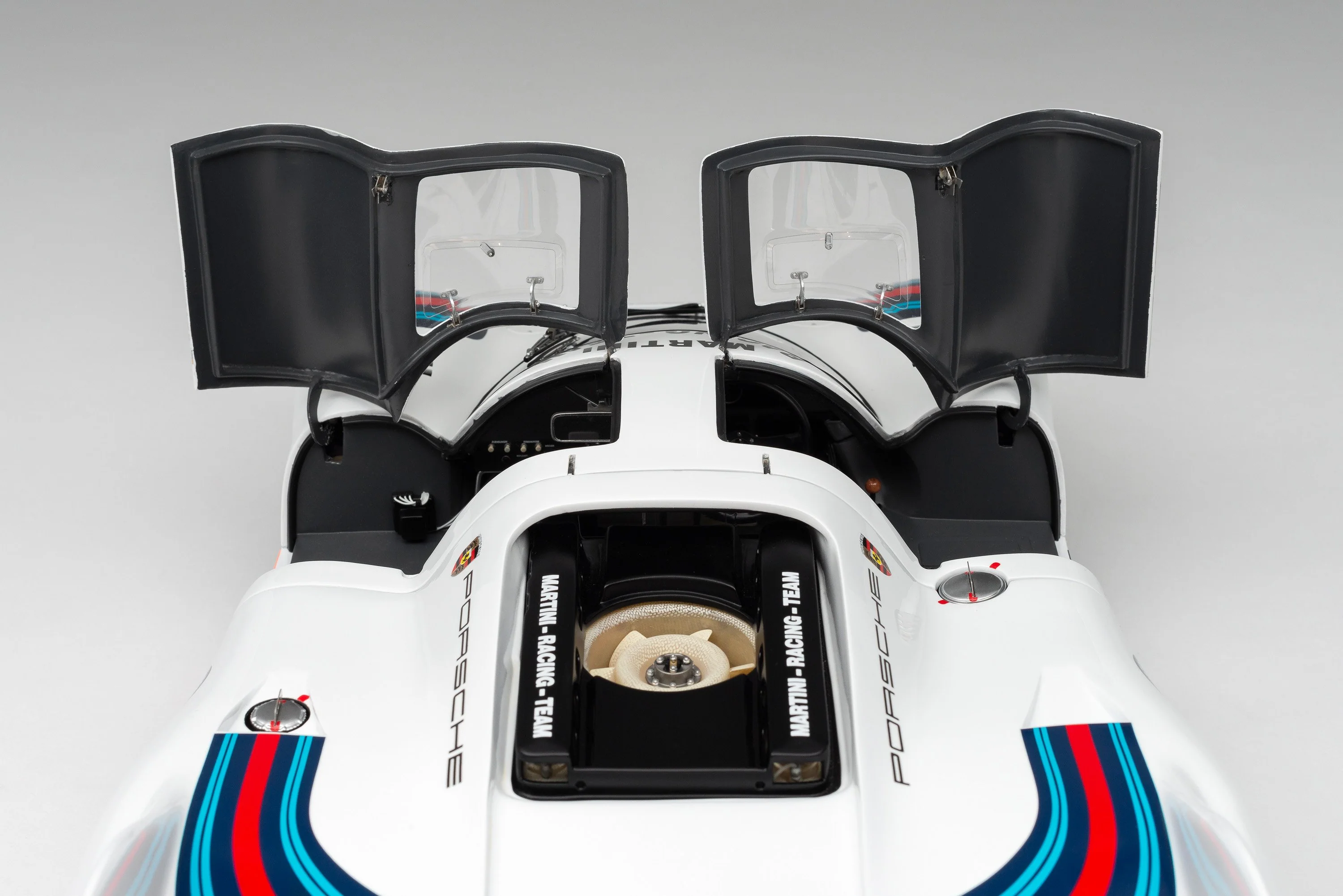 Porsche 917 KH - 1971 Le Mans Winner - Martini Livery - Image 12