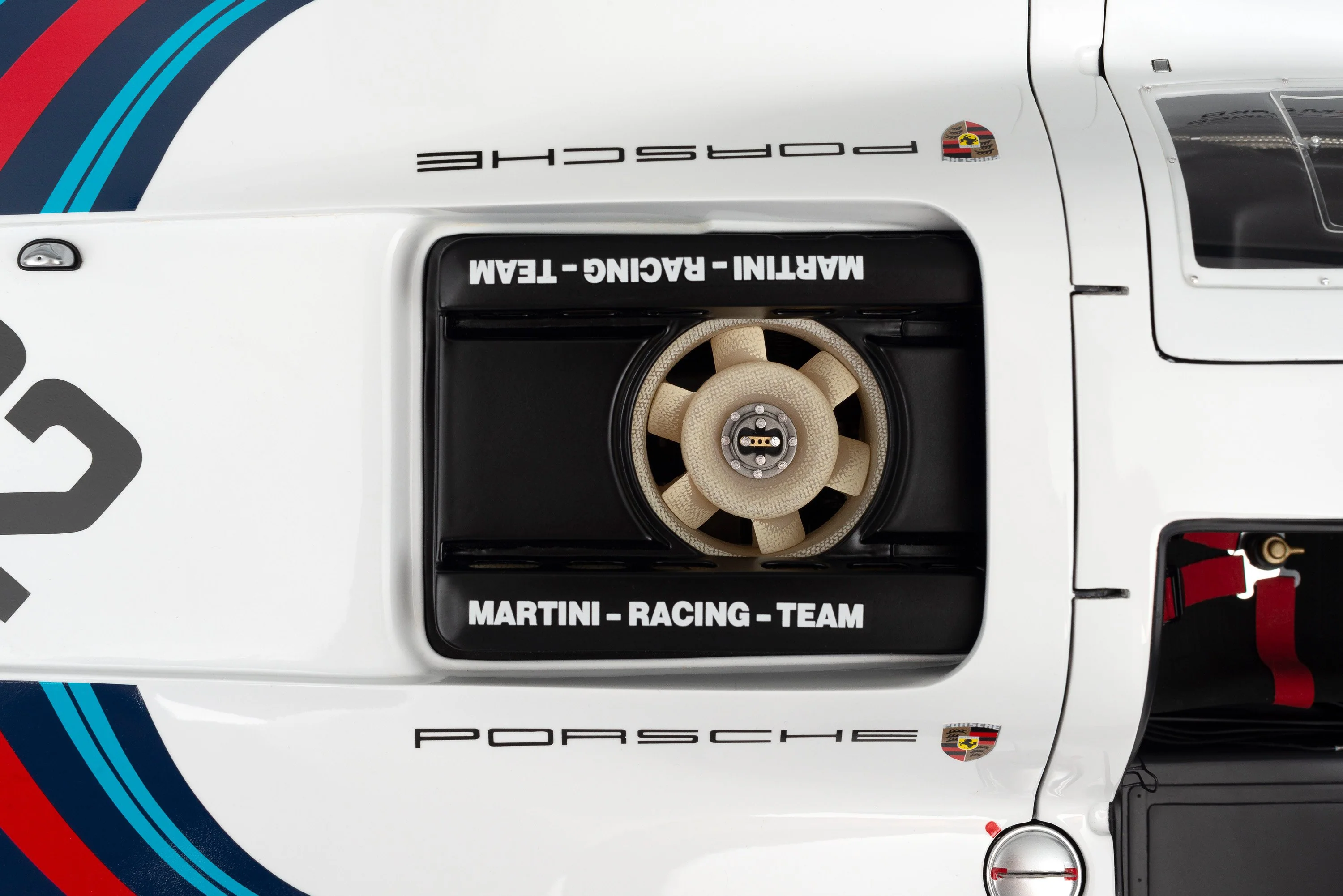 Porsche 917 KH - 1971 Le Mans Winner - Martini Livery - Image 13