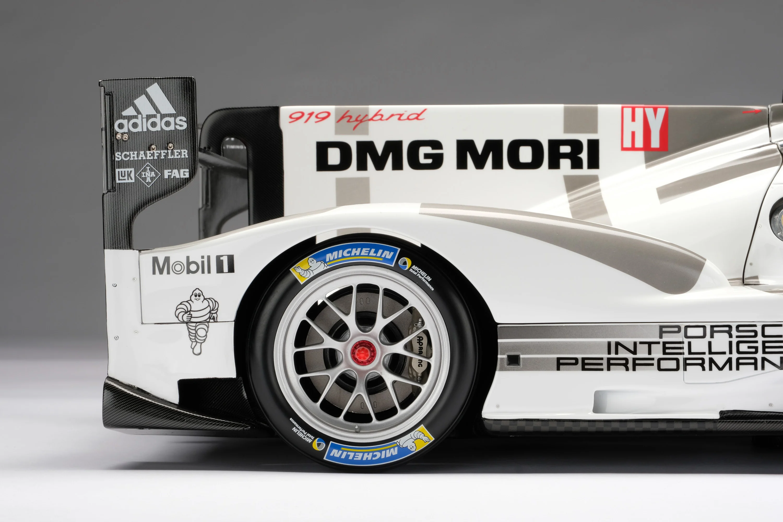 Porsche 919 Hybrid - 2014 Le Mans - Image 17