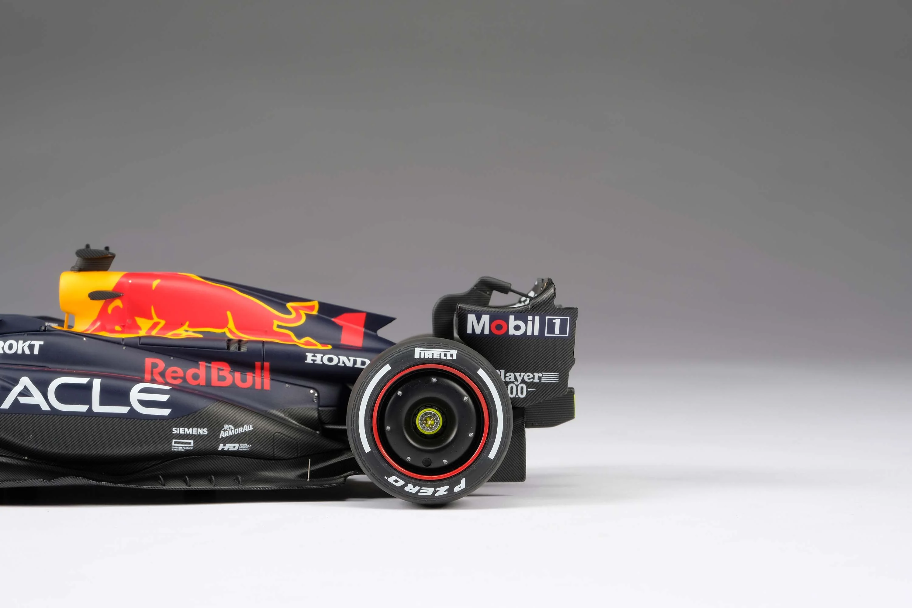 Oracle Red Bull Racing RB19 - 2023 Season Livery - Image 12