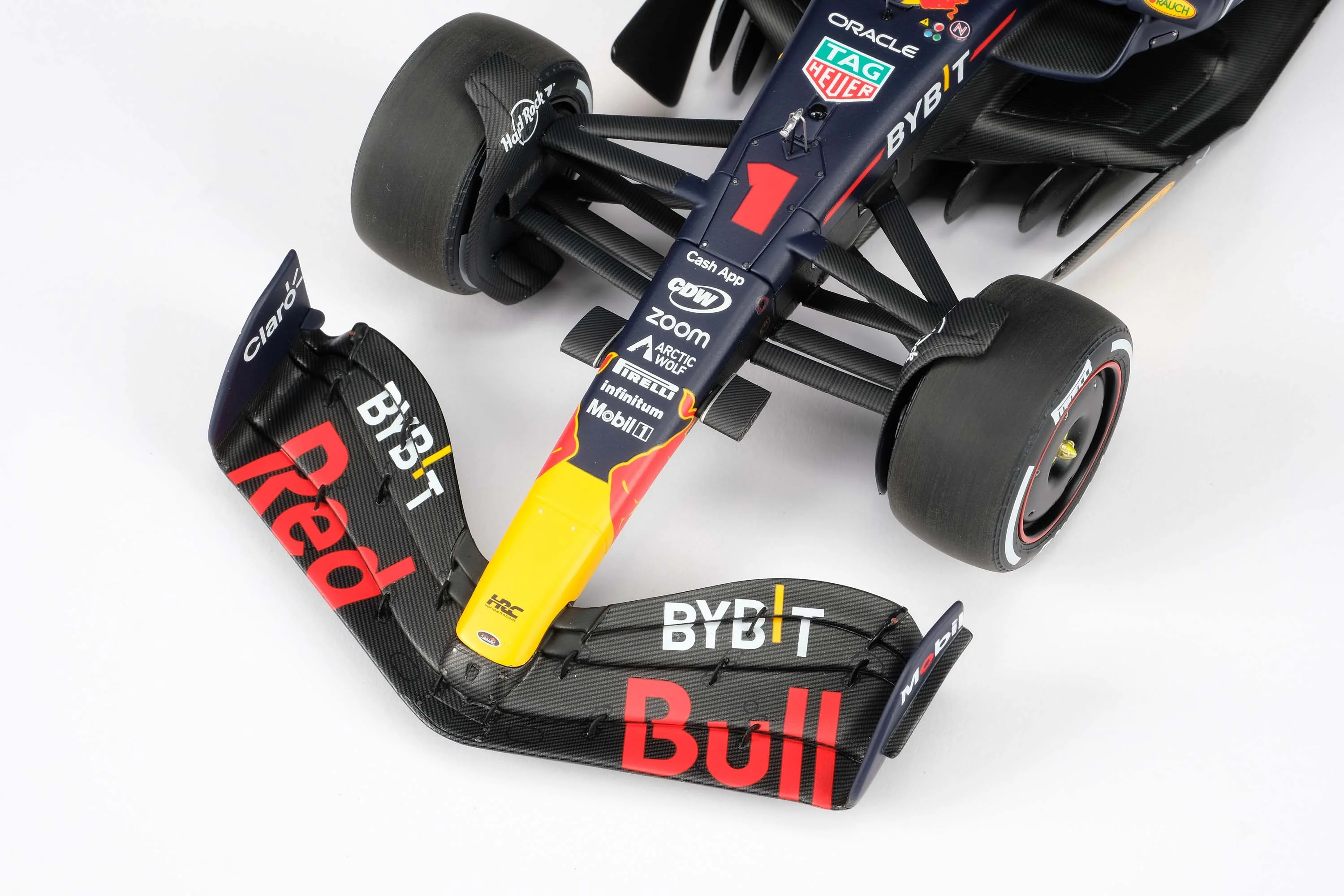 Oracle Red Bull Racing RB19 - 2023 Season Livery - Image 14