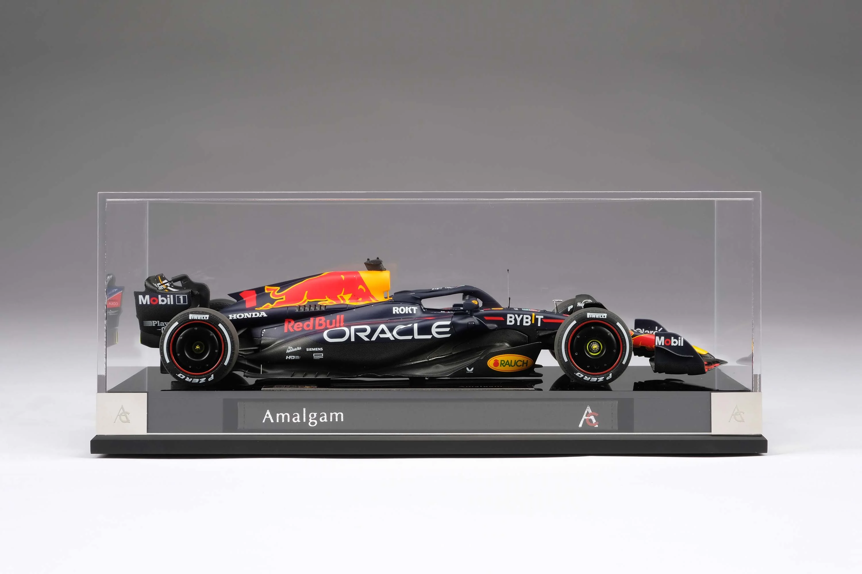 Oracle Red Bull Racing RB19 - 2023 Season Livery - Image 18
