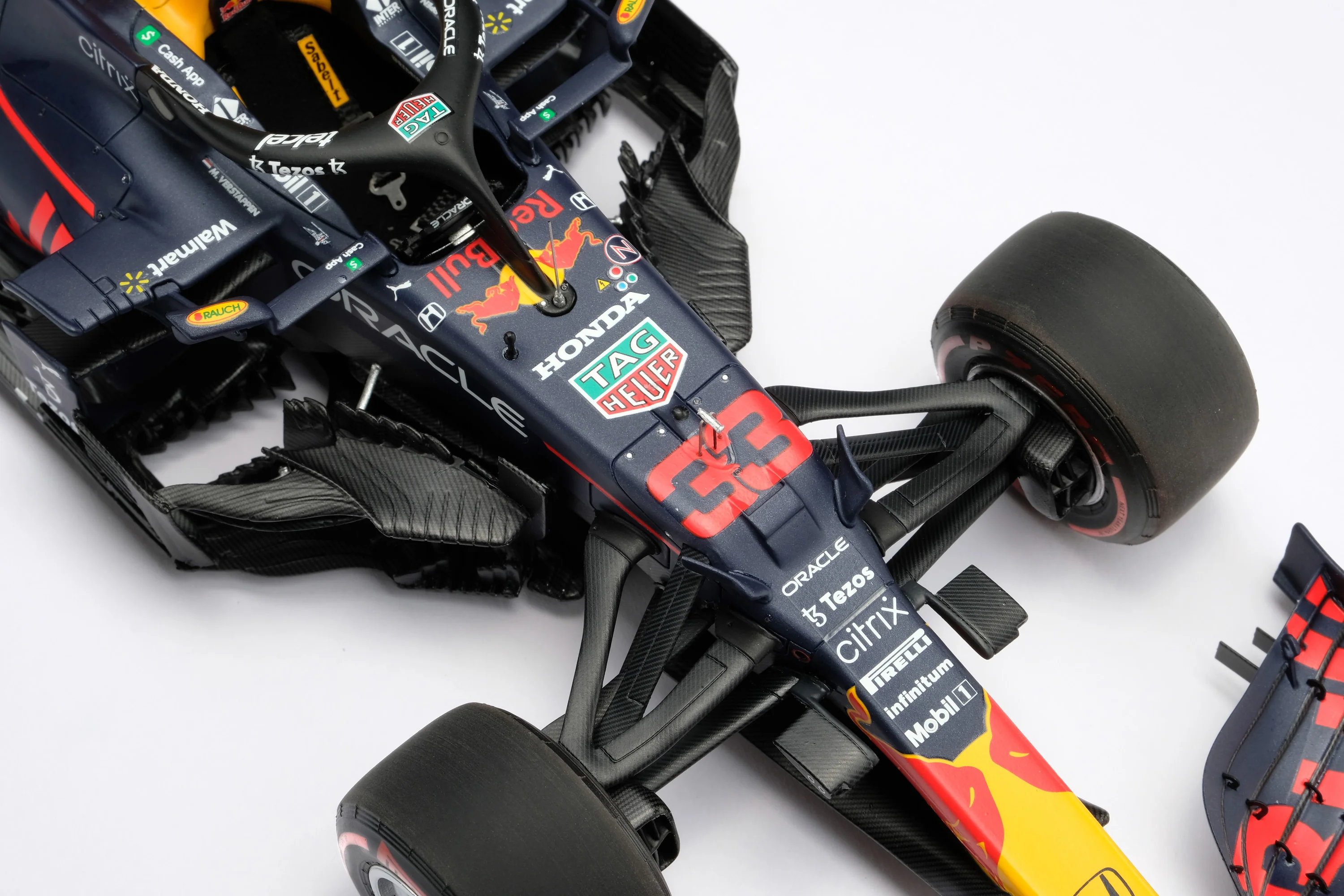 Red Bull Racing Honda RB16B - 2021 Abu Dhabi Grand Prix - Image 13
