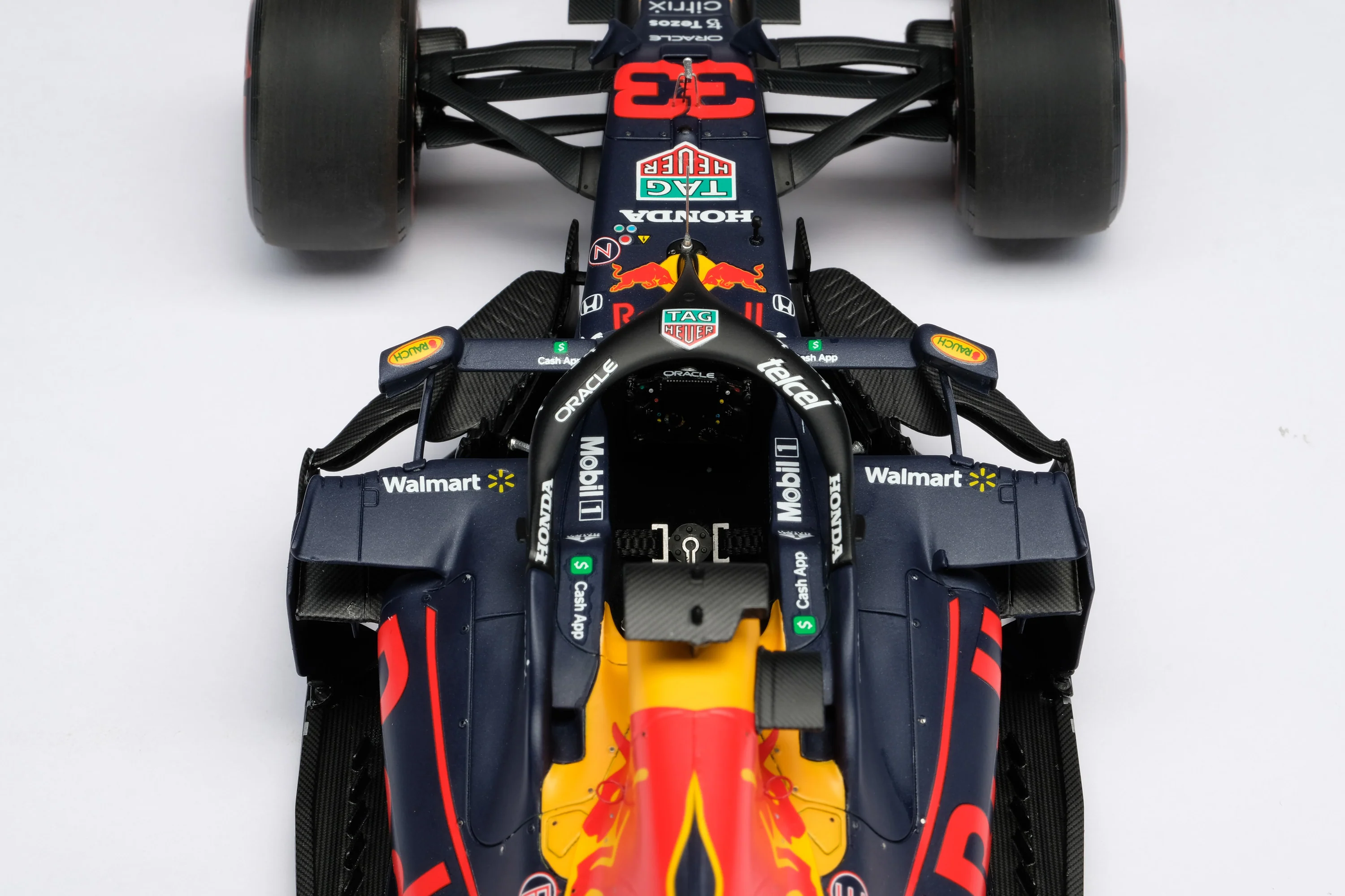 Red Bull Racing Honda RB16B - 2021 Abu Dhabi Grand Prix - Image 18