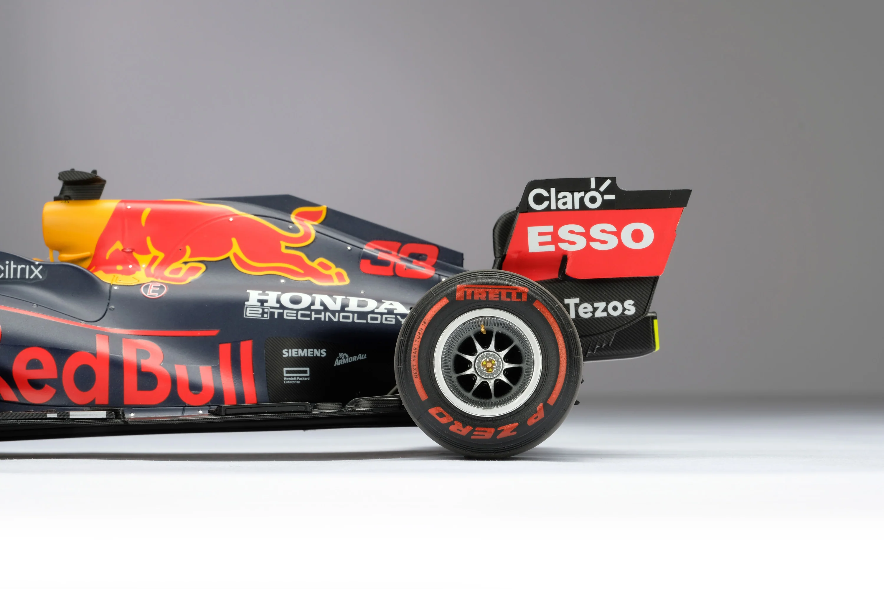 Red Bull Racing Honda RB16B - 2021 Abu Dhabi Grand Prix - Image 22