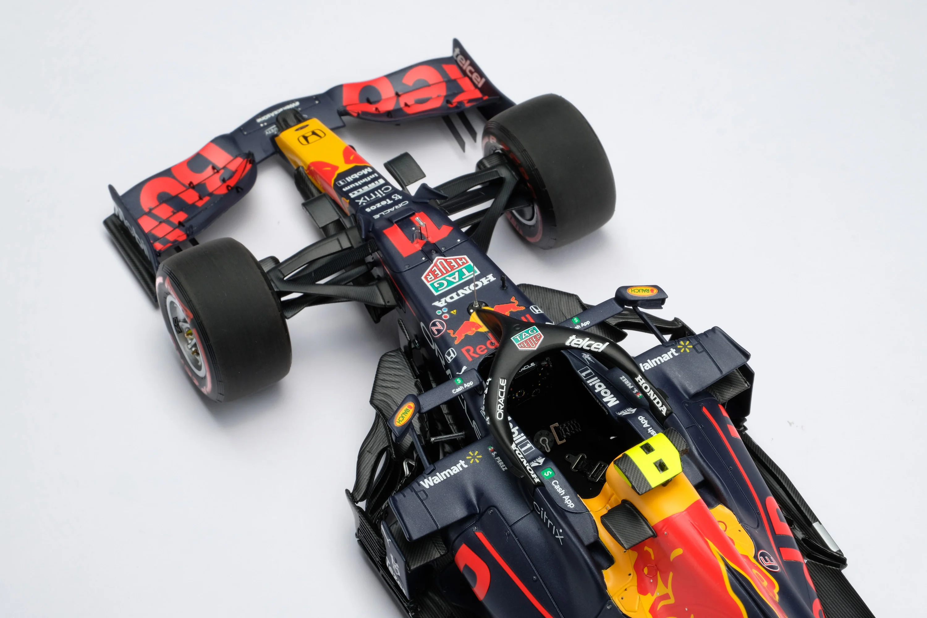 Red Bull Racing Honda RB16B - 2021 Abu Dhabi Grand Prix - Image 34