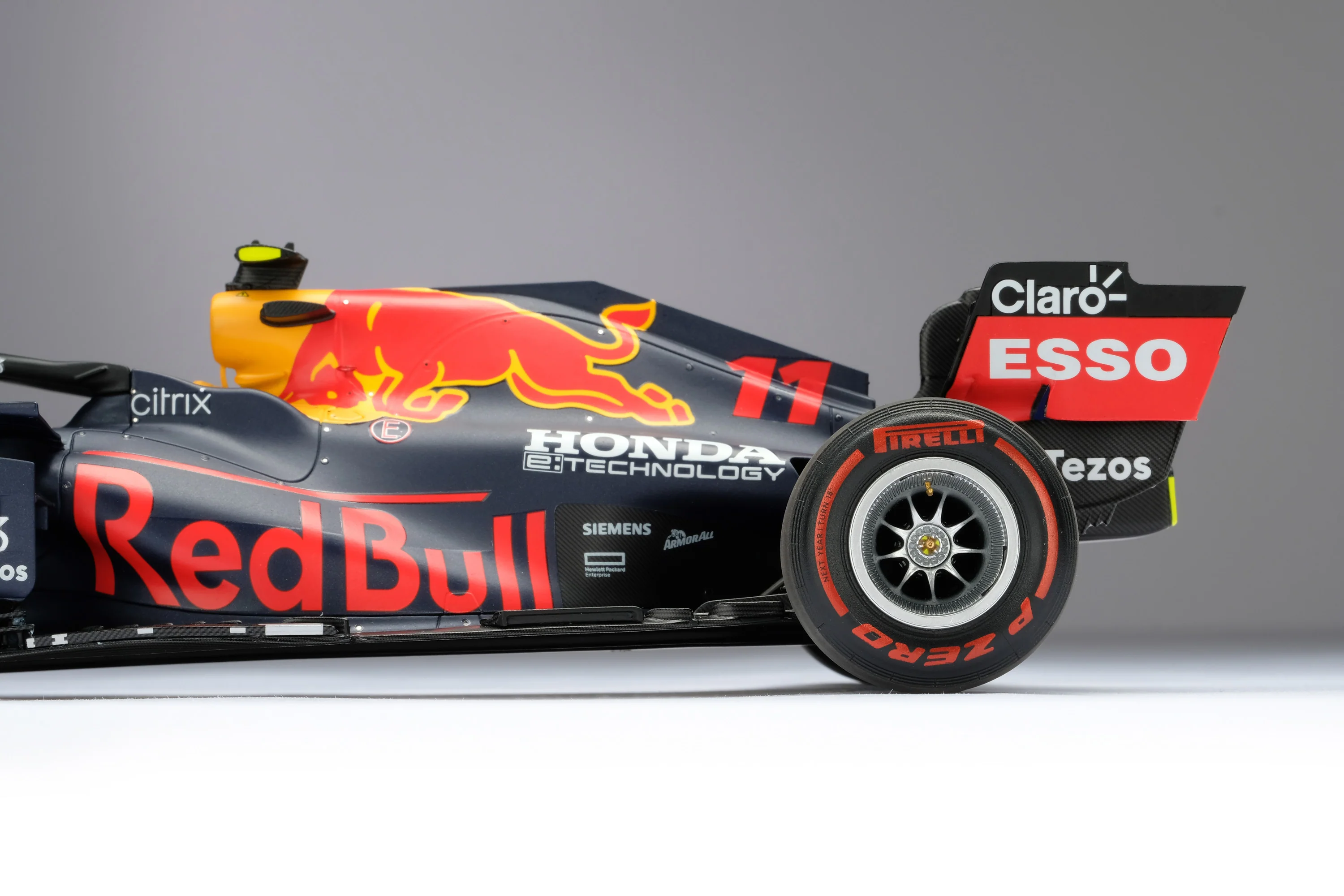Red Bull Racing Honda RB16B - 2021 Abu Dhabi Grand Prix - Image 41