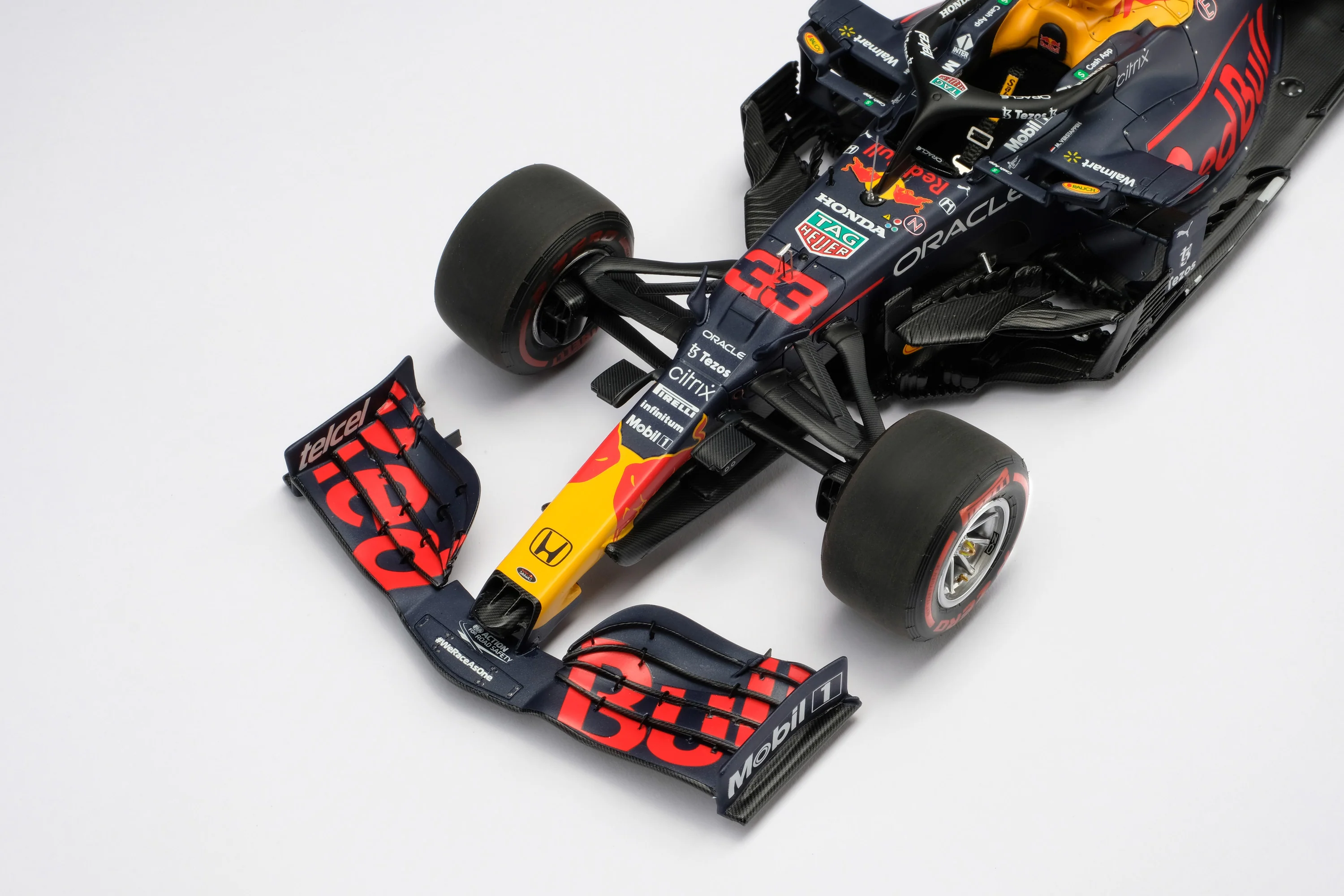 Red Bull Racing Honda RB16B - 2021 Abu Dhabi Grand Prix - Image 9