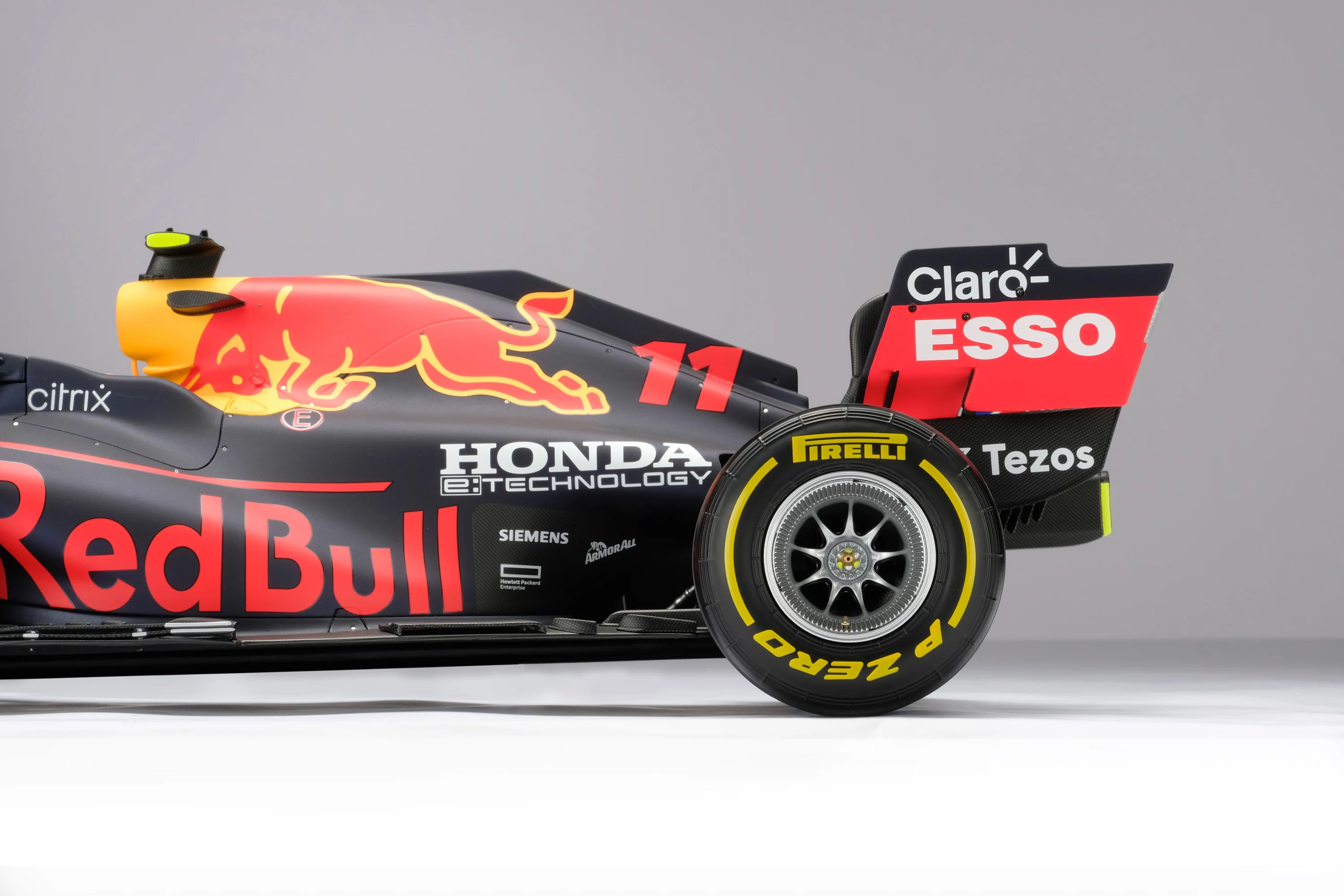 Red Bull Racing Honda RB16B - 2021 Abu Dhabi Grand Prix - Image 14