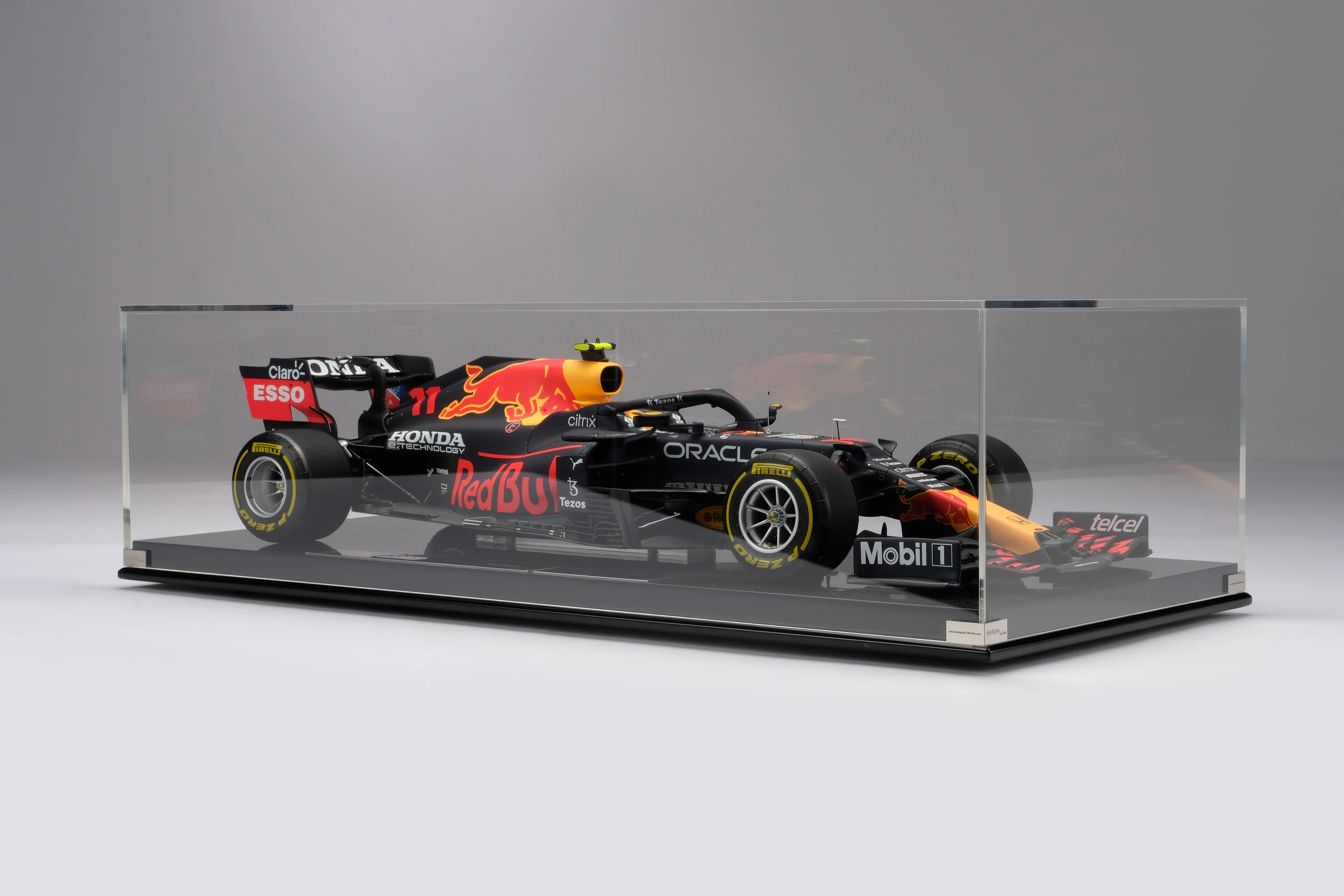 Red Bull Racing Honda RB16B - 2021 Abu Dhabi Grand Prix - Image 17