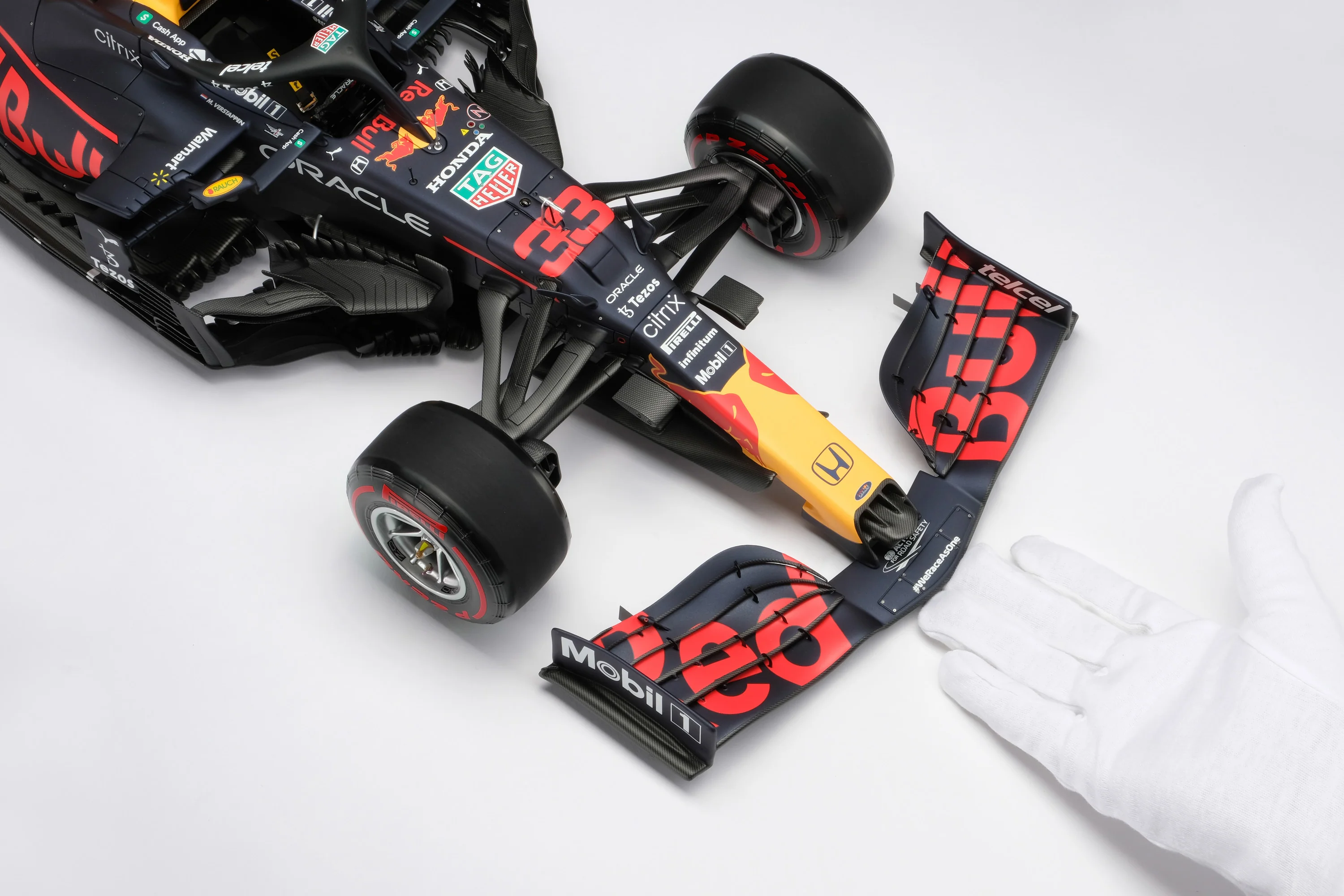 Red Bull Racing Honda RB16B - 2021 Abu Dhabi Grand Prix - Image 23