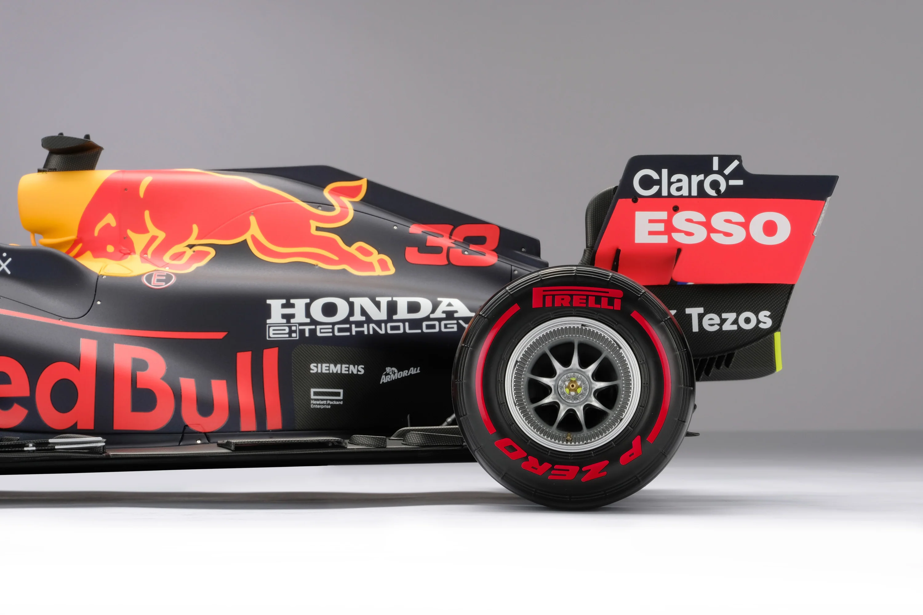 Red Bull Racing Honda RB16B - 2021 Abu Dhabi Grand Prix - Image 31