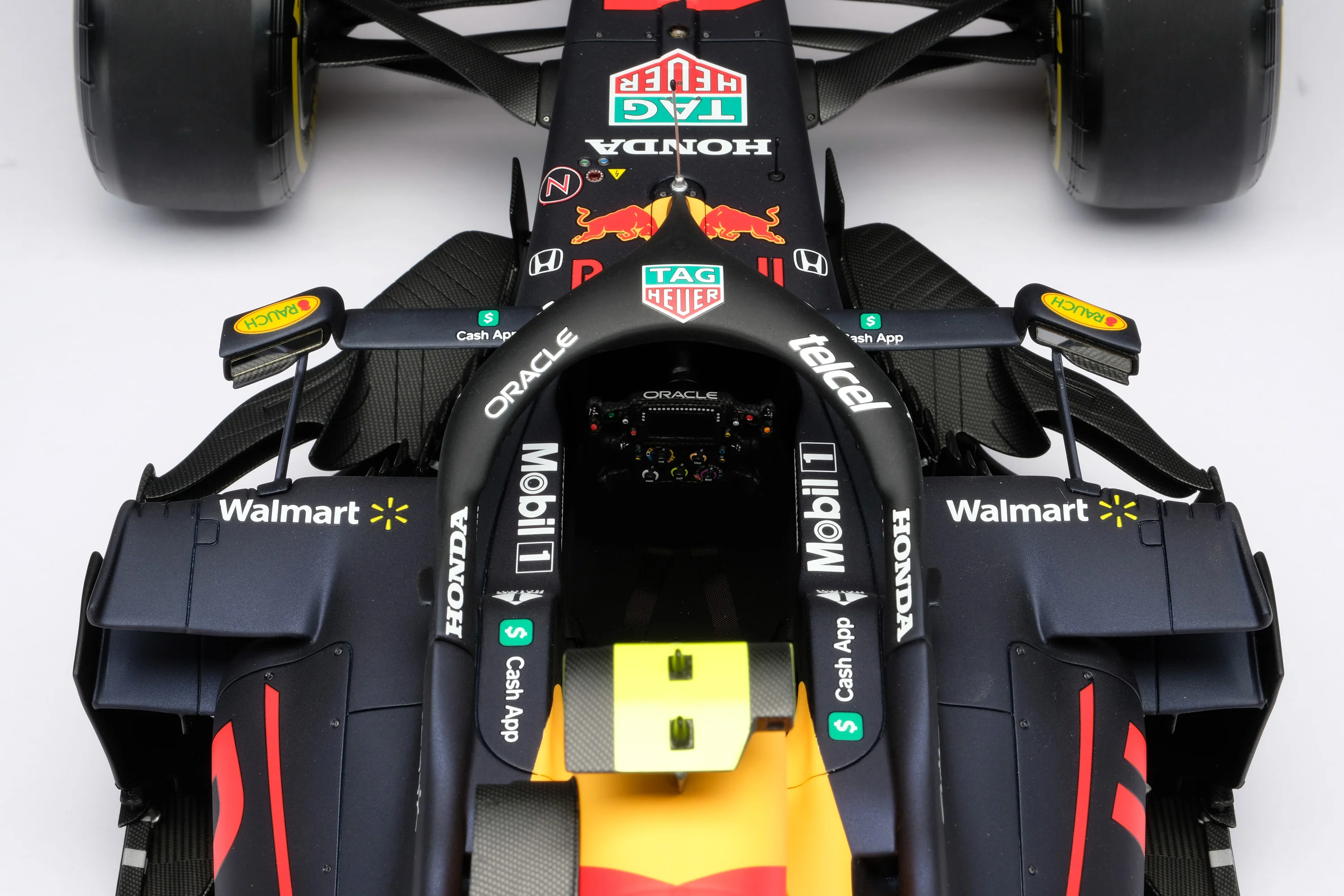 Red Bull Racing Honda RB16B - 2021 Abu Dhabi Grand Prix - Image 8