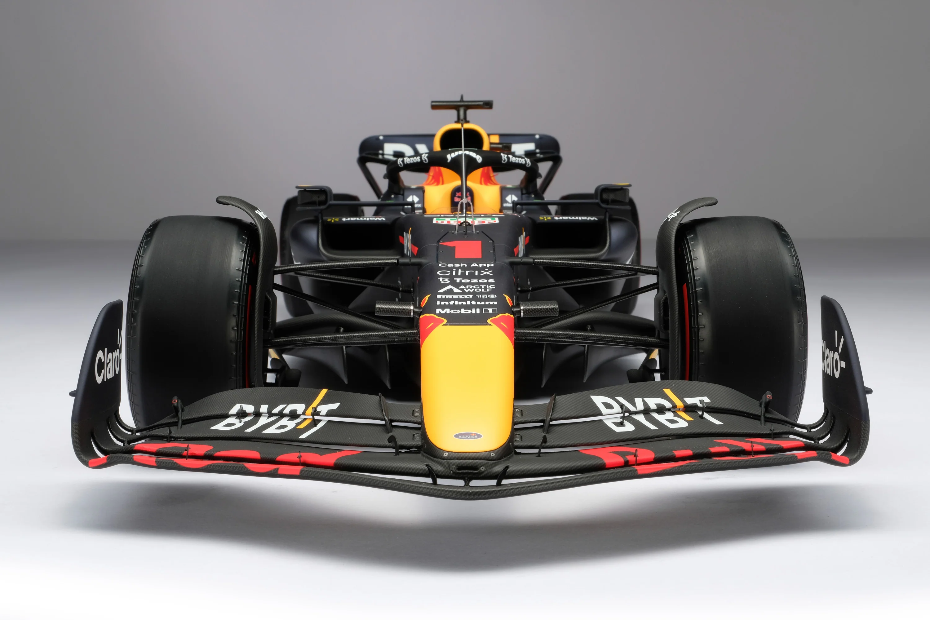 Oracle Red Bull Racing RB18 - 2022 Dutch Grand Prix - Image 10
