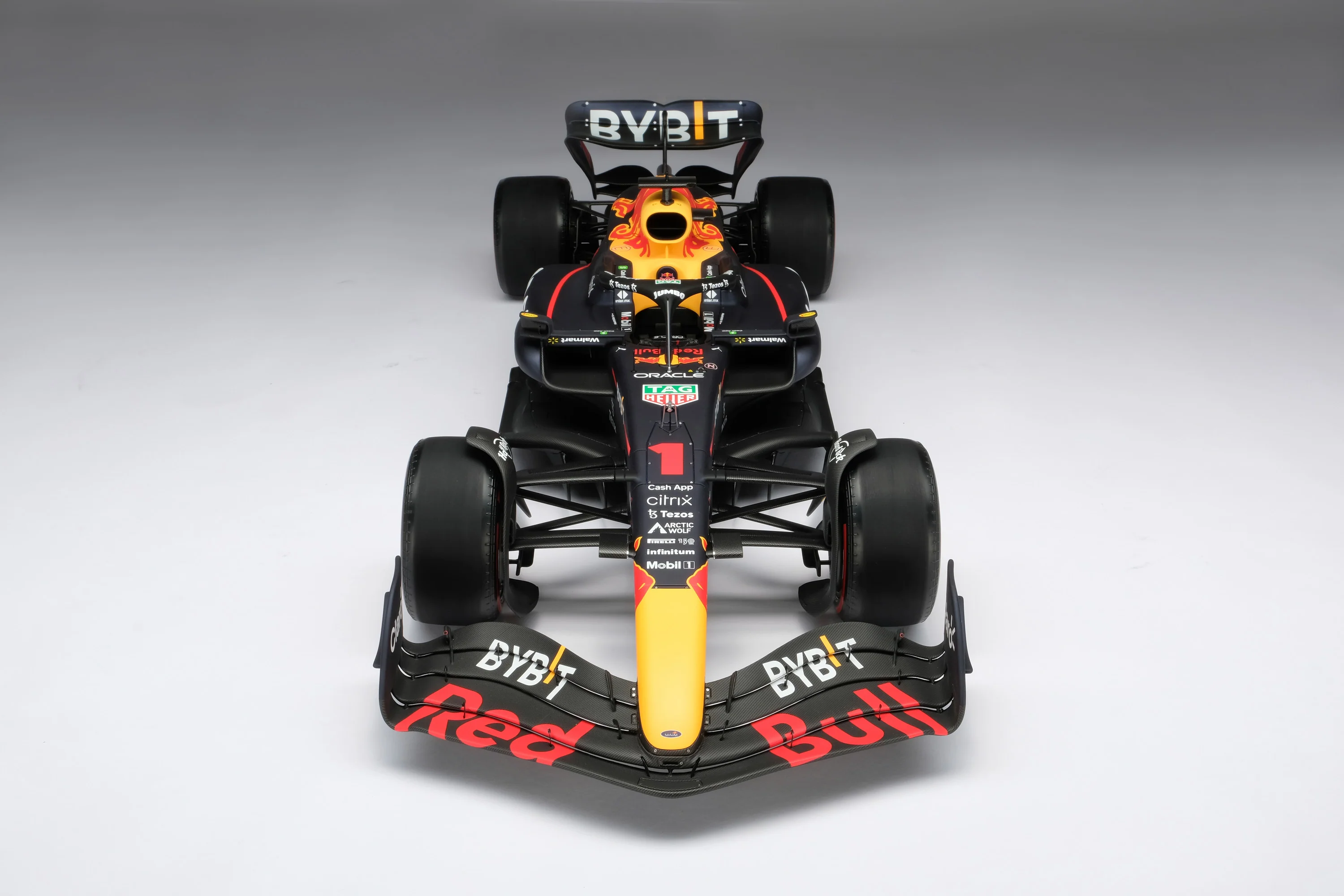 Oracle Red Bull Racing RB18 - 2022 Dutch Grand Prix - Image 12