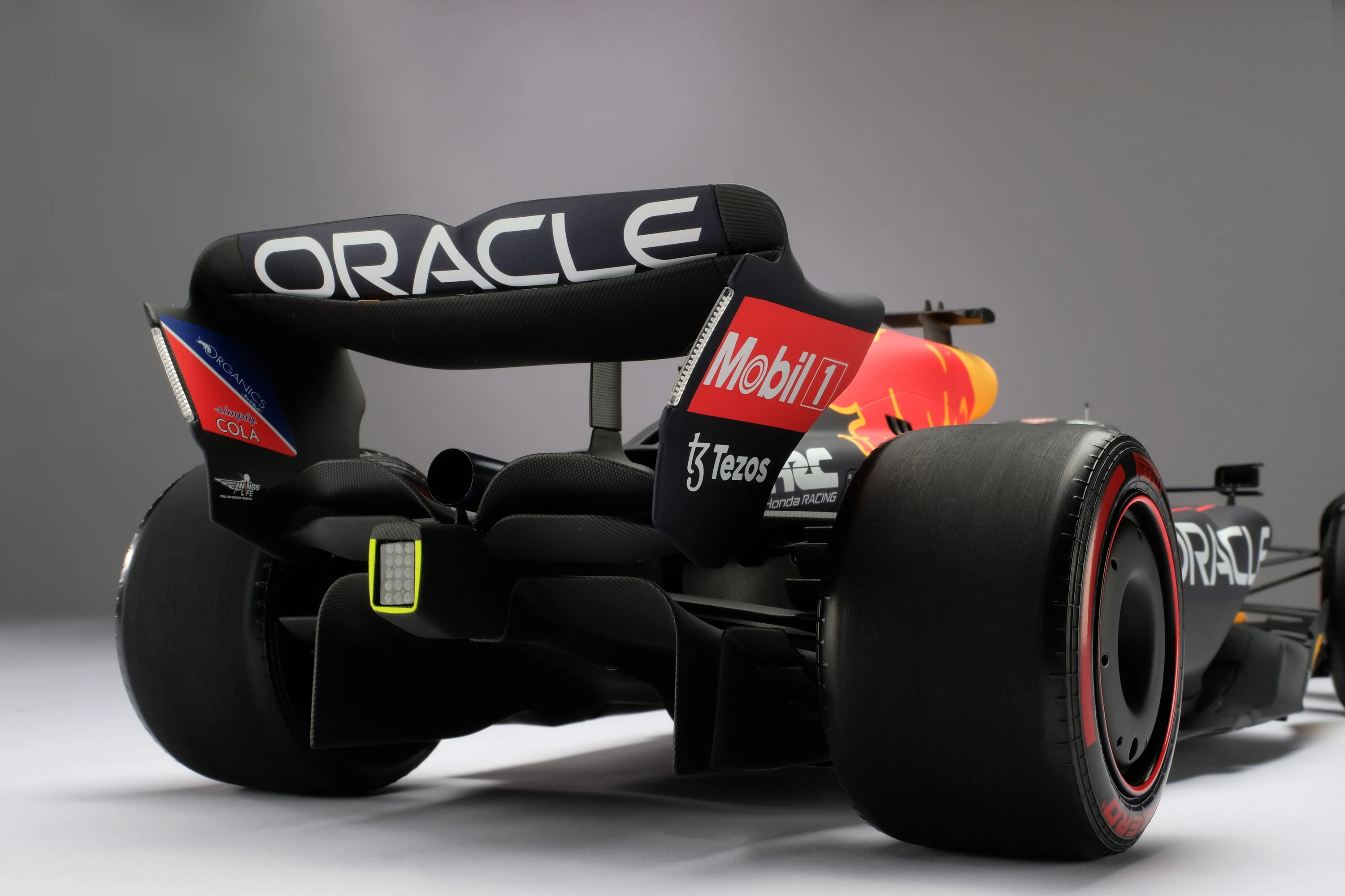 Oracle Red Bull Racing RB18 - 2022 Dutch Grand Prix - Image 22