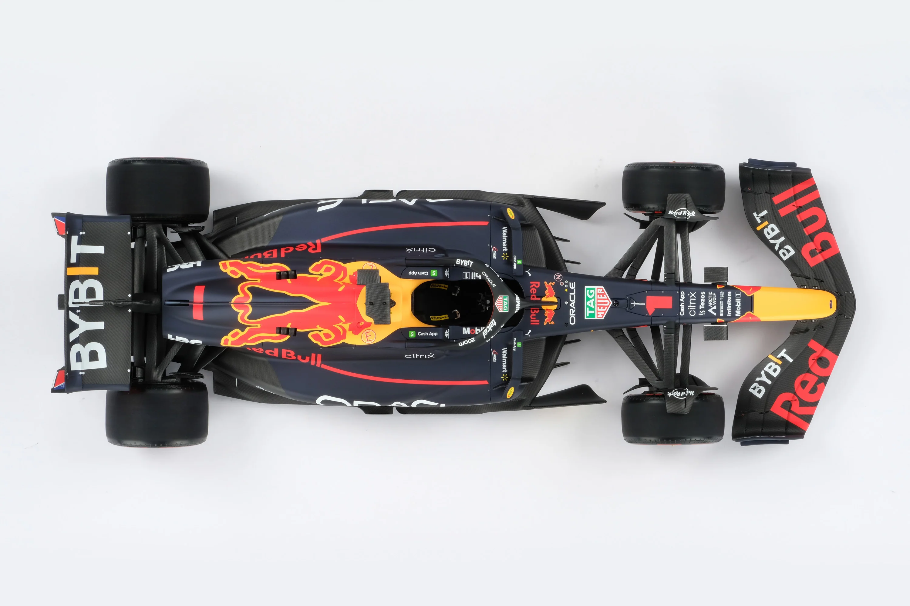 Oracle Red Bull Racing RB18 - 2022 Dutch Grand Prix - Image 25