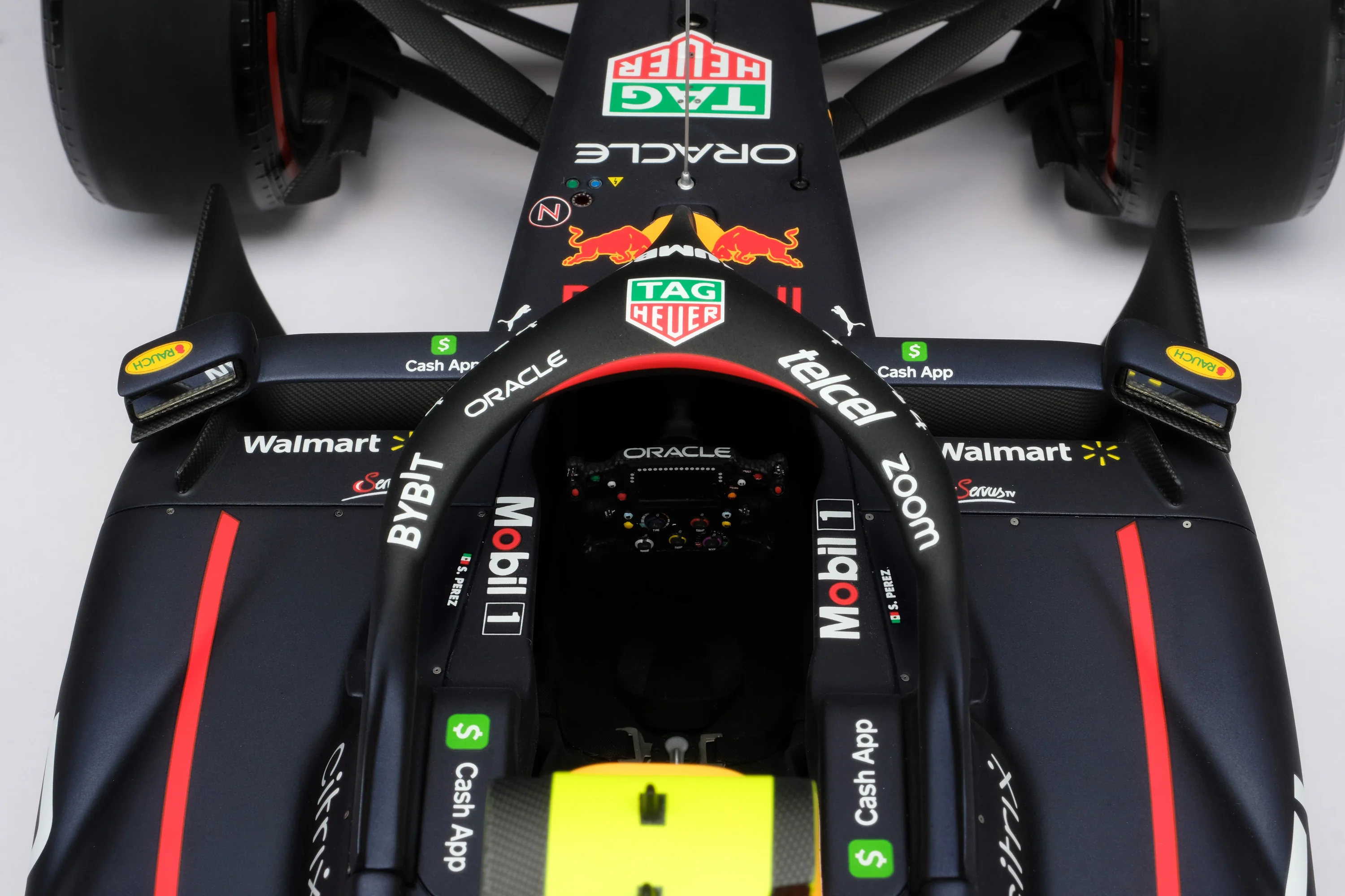 Oracle Red Bull Racing RB18 - 2022 Dutch Grand Prix - Image 29