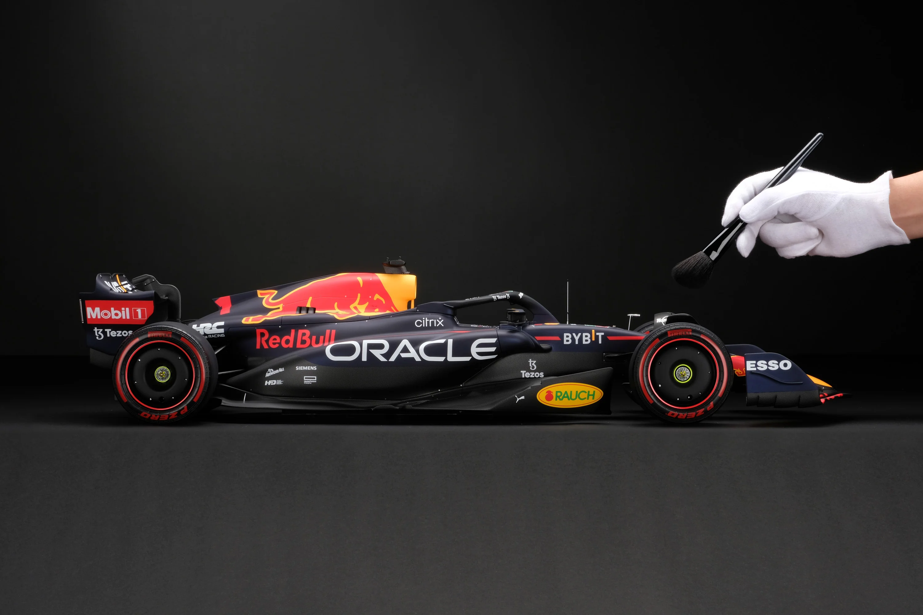 Oracle Red Bull Racing RB18 - 2022 Dutch Grand Prix - Image 3
