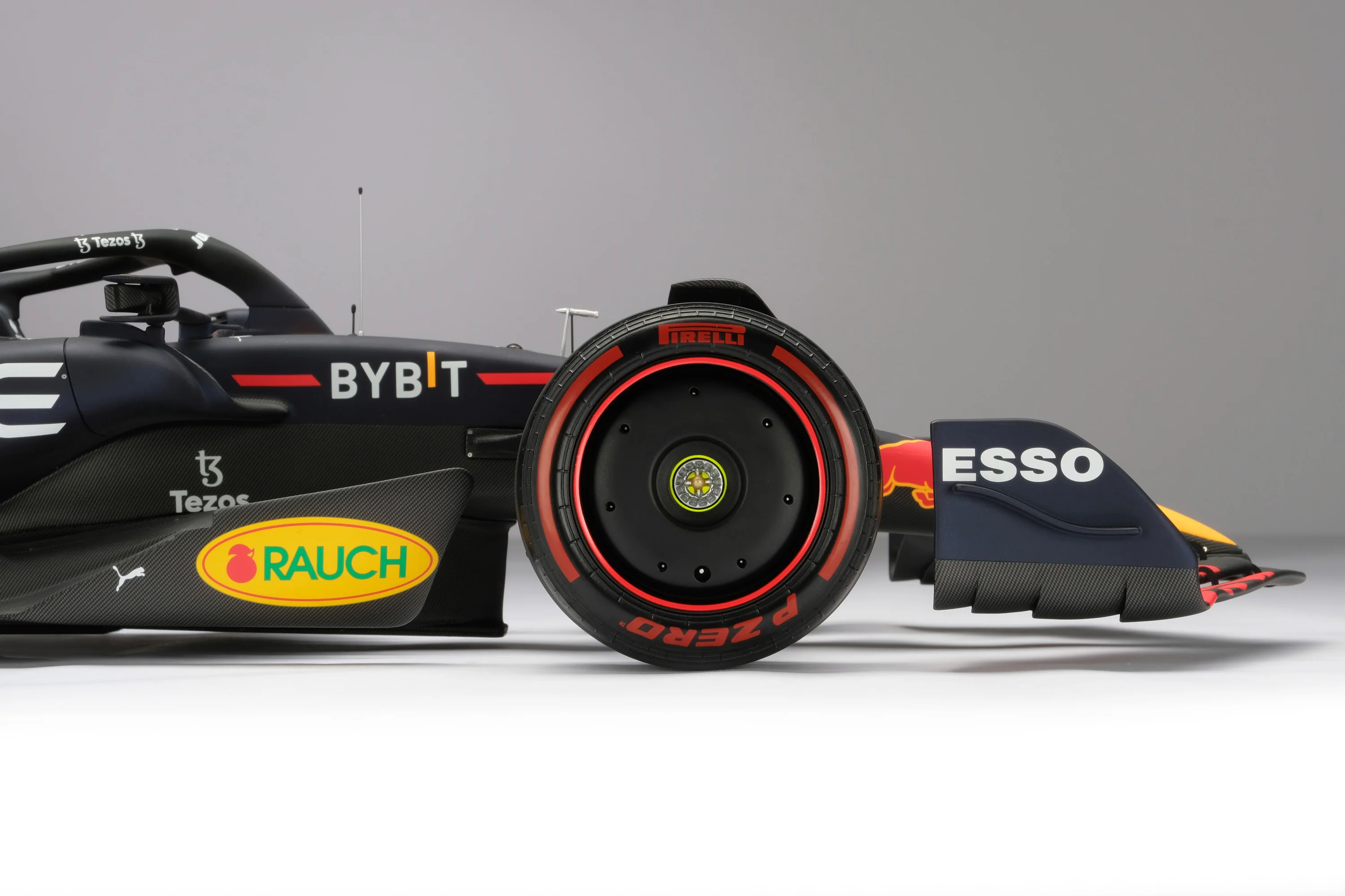 Oracle Red Bull Racing RB18 - 2022 Dutch Grand Prix - Image 34
