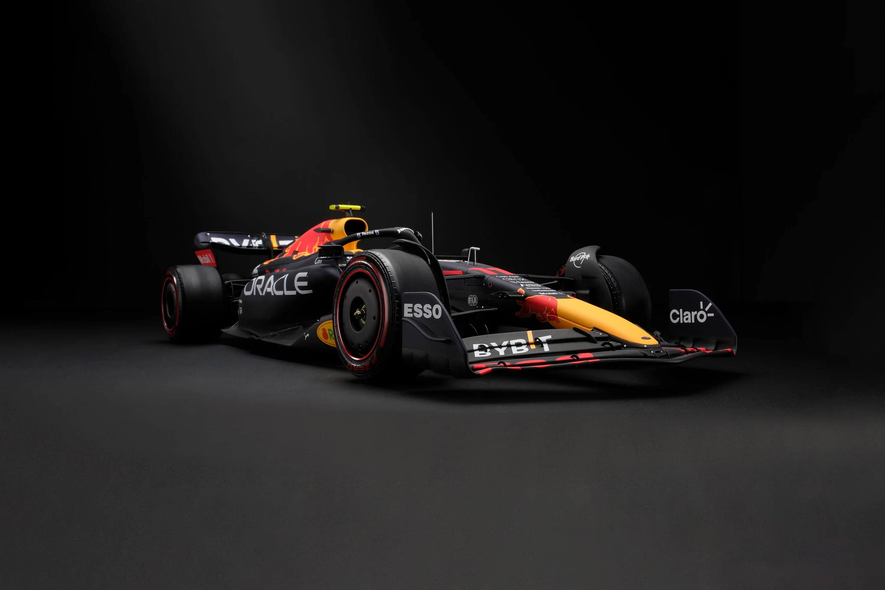 Oracle Red Bull Racing RB18 - 2022 Dutch Grand Prix - Image 45