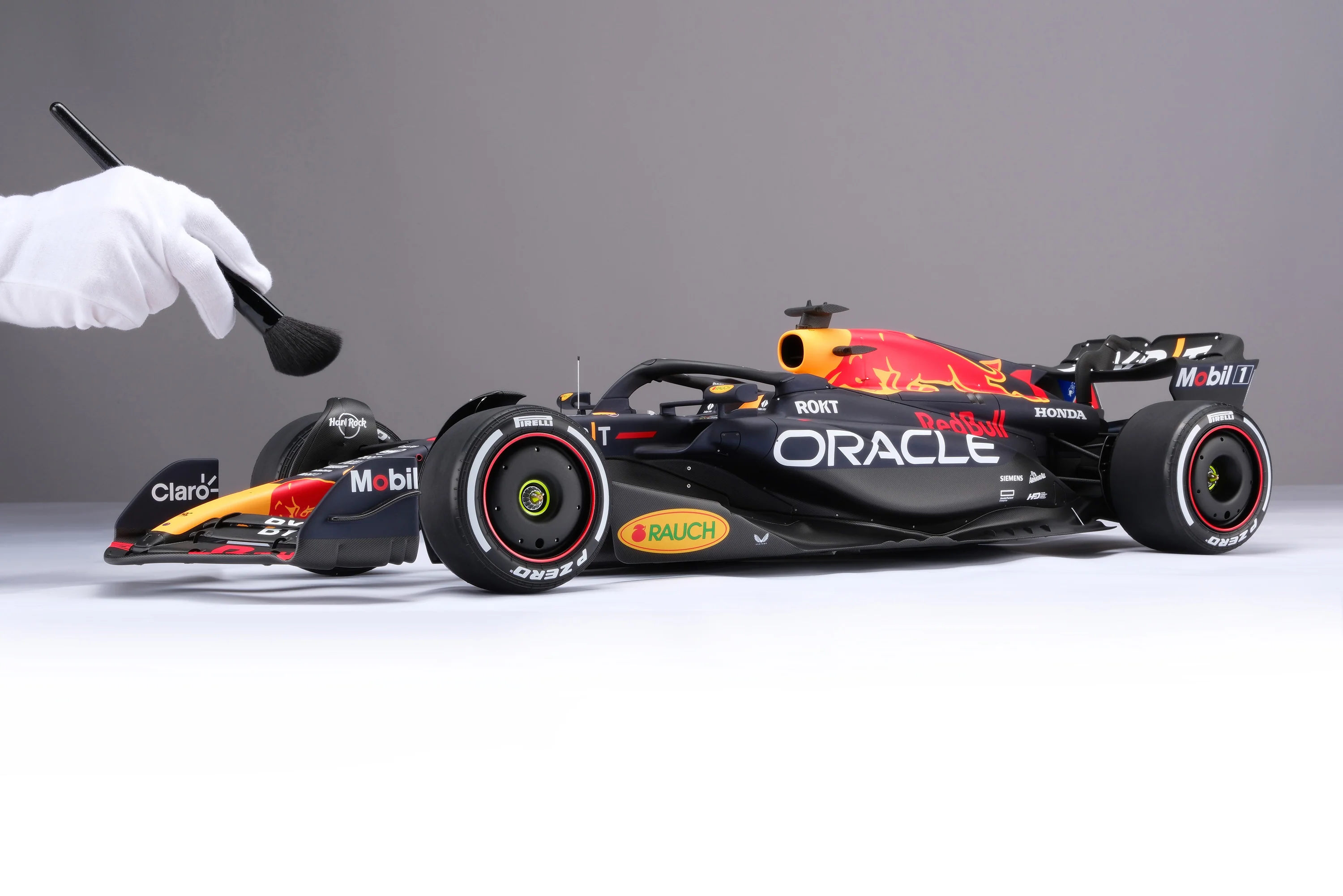 Oracle Red Bull Racing RB19 - 2023 Season Livery - Image 11
