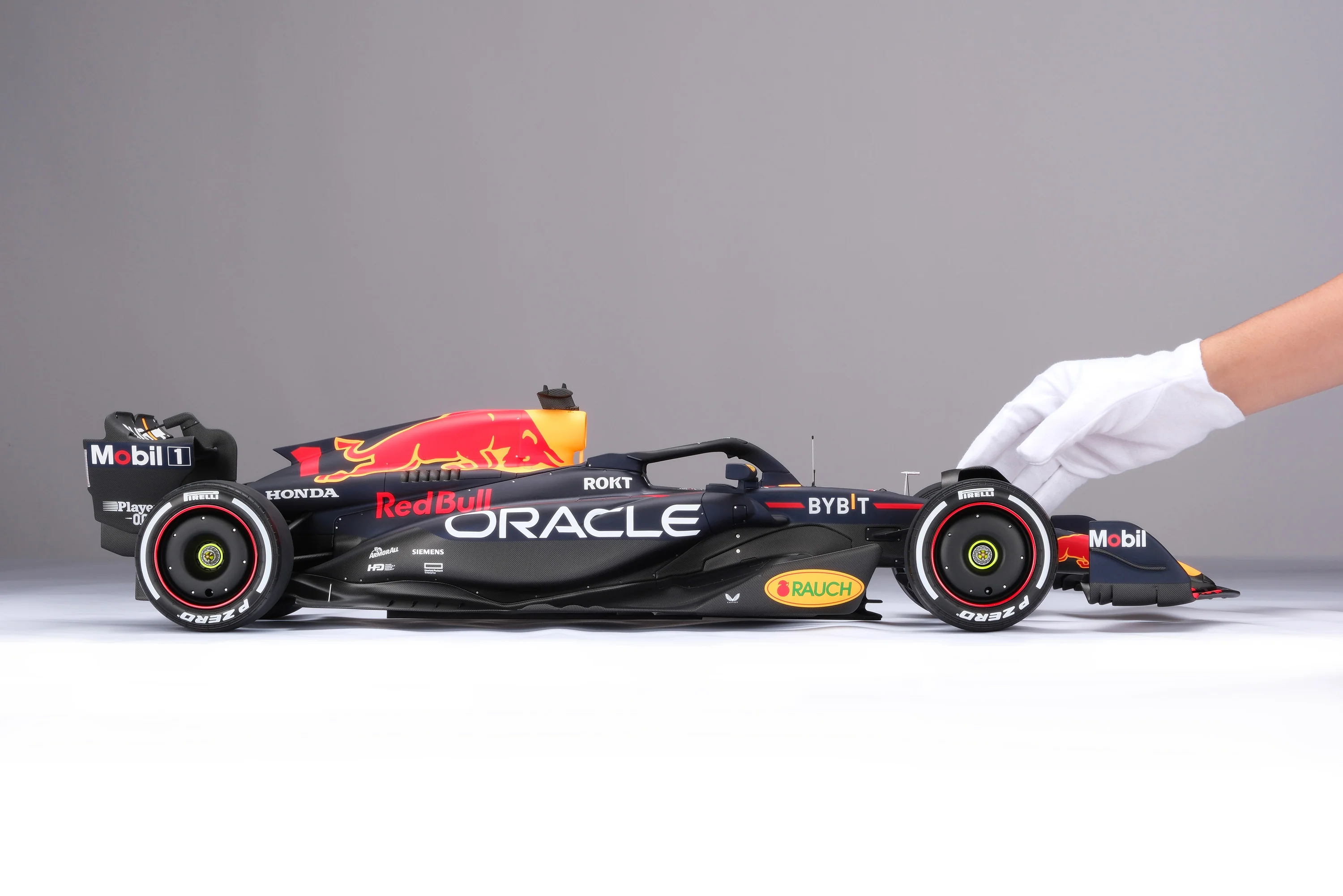 Oracle Red Bull Racing RB19 - 2023 Season Livery - Image 17