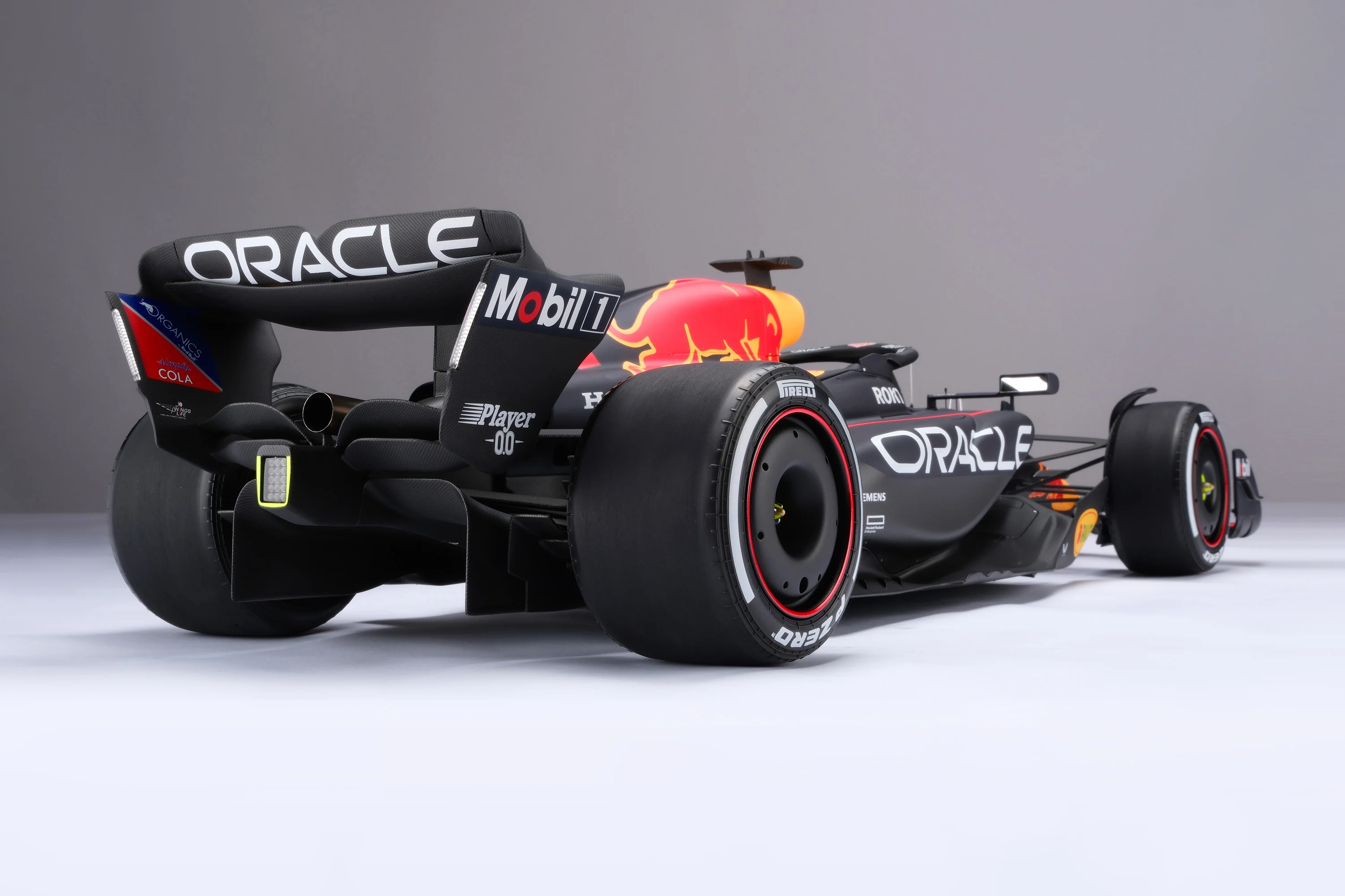 Oracle Red Bull Racing RB19 - 2023 Season Livery - Image 18