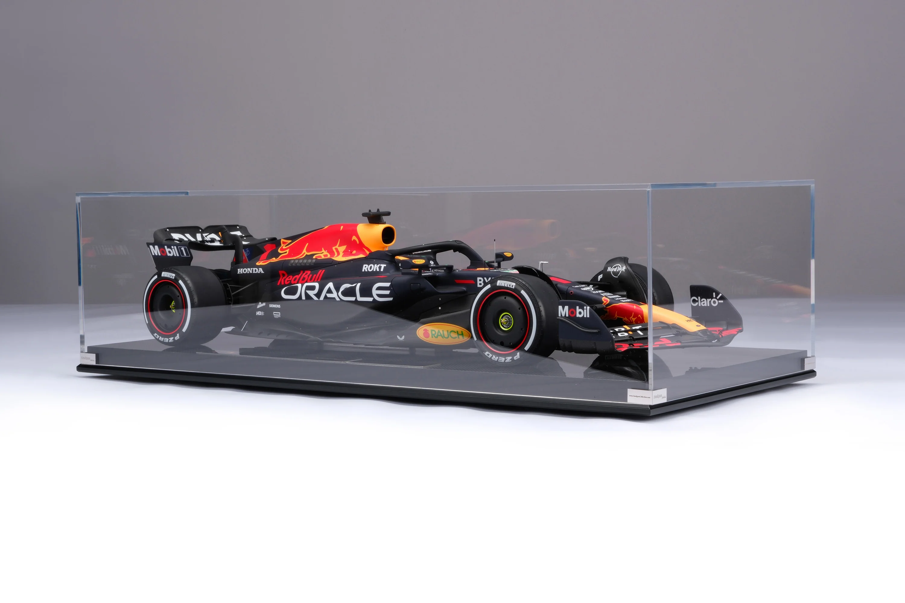 Oracle Red Bull Racing RB19 - 2023 Season Livery - Image 19