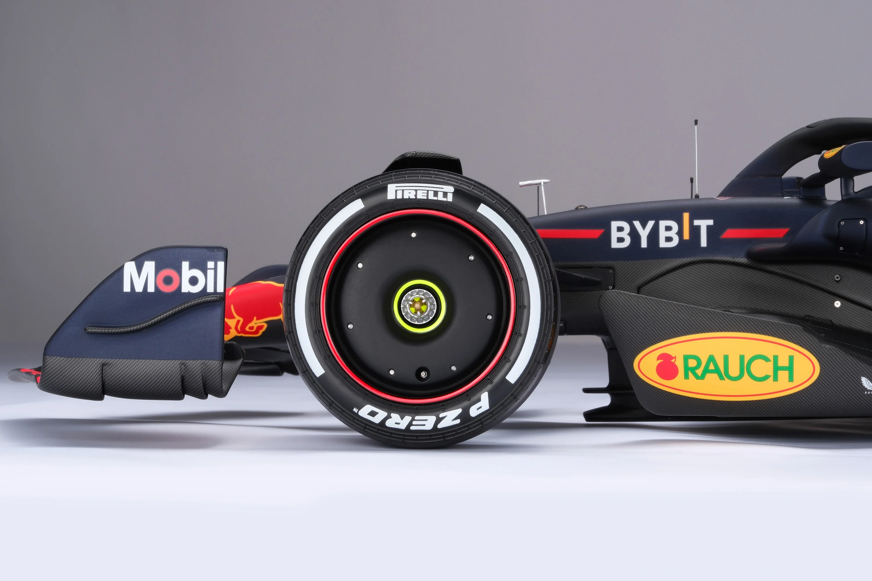 Oracle Red Bull Racing RB19 - 2023 Season Livery - Image 34