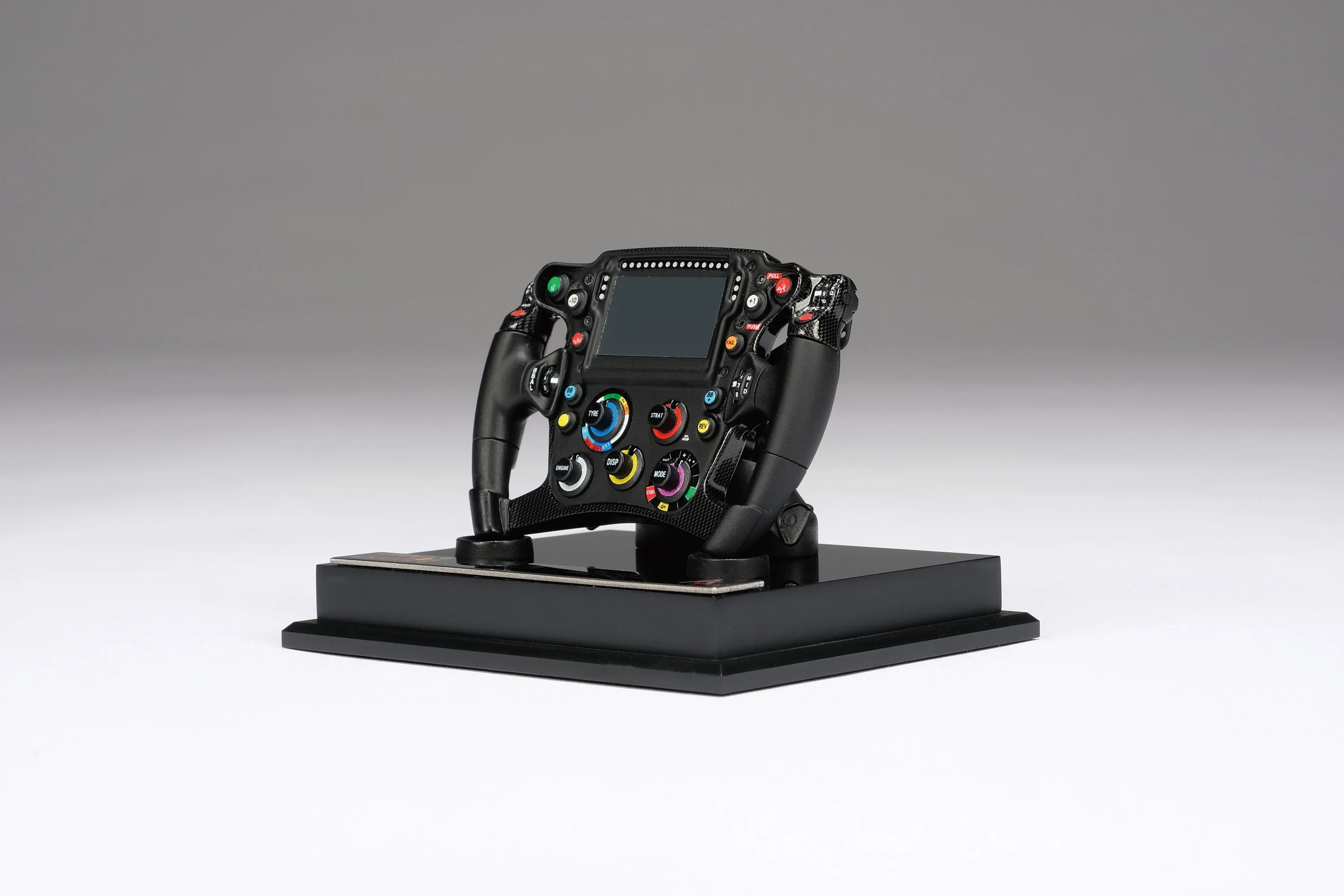 Oracle Red Bull Racing RB19 (2023) Steering Wheel - Image 6
