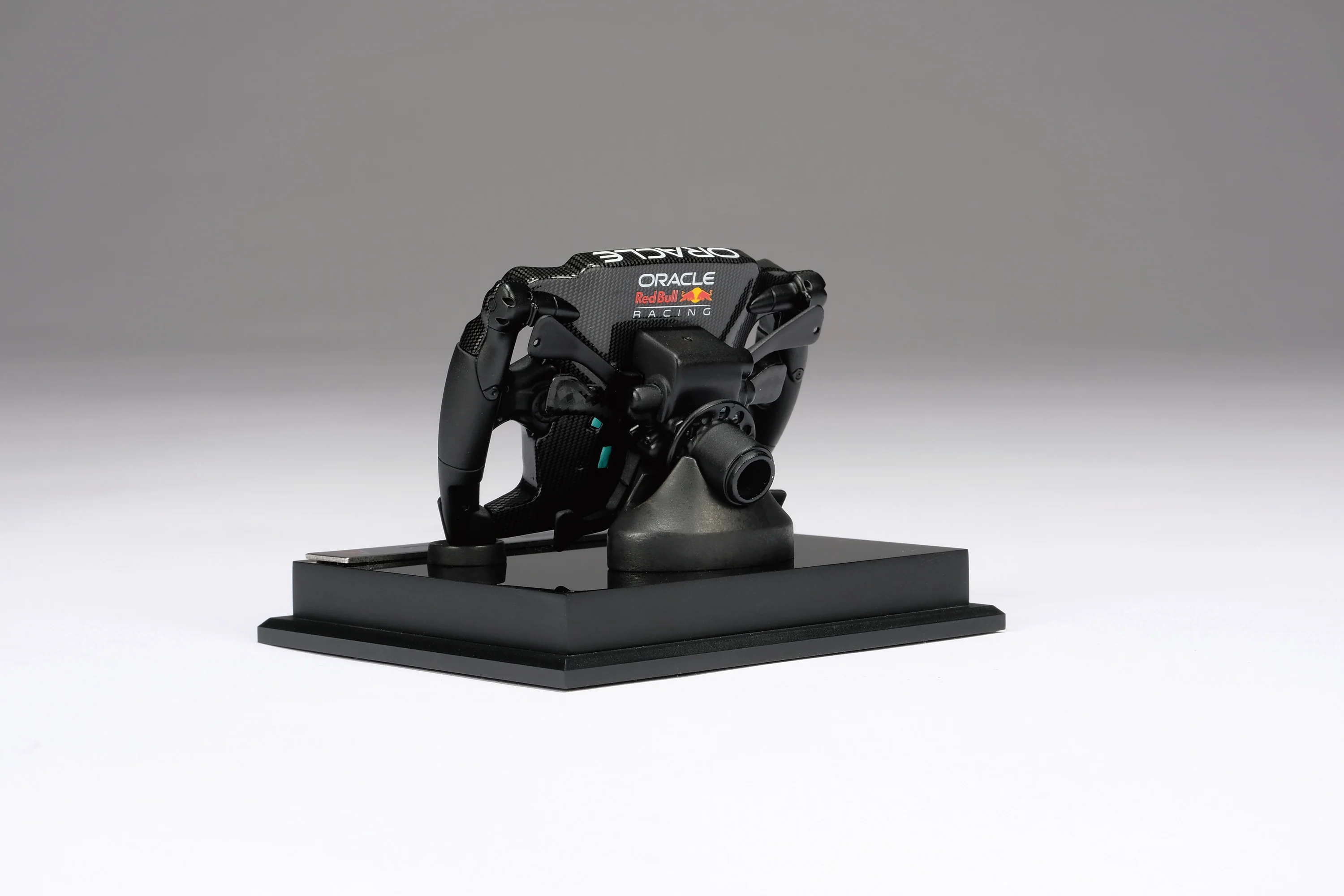 Oracle Red Bull Racing RB19 (2023) Steering Wheel - Image 8