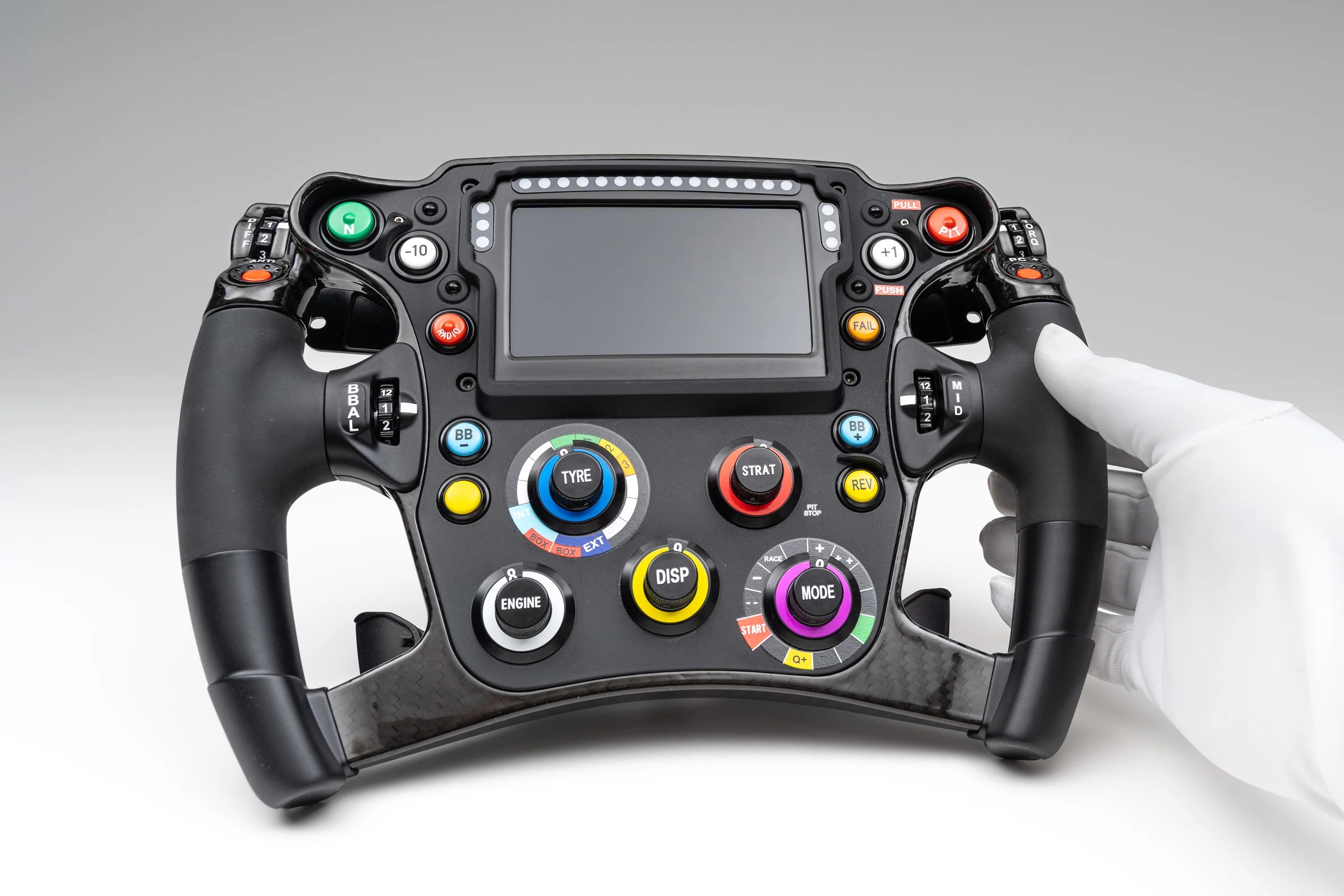 Oracle Red Bull Racing RB19 Steering Wheel (2023) - Image 4