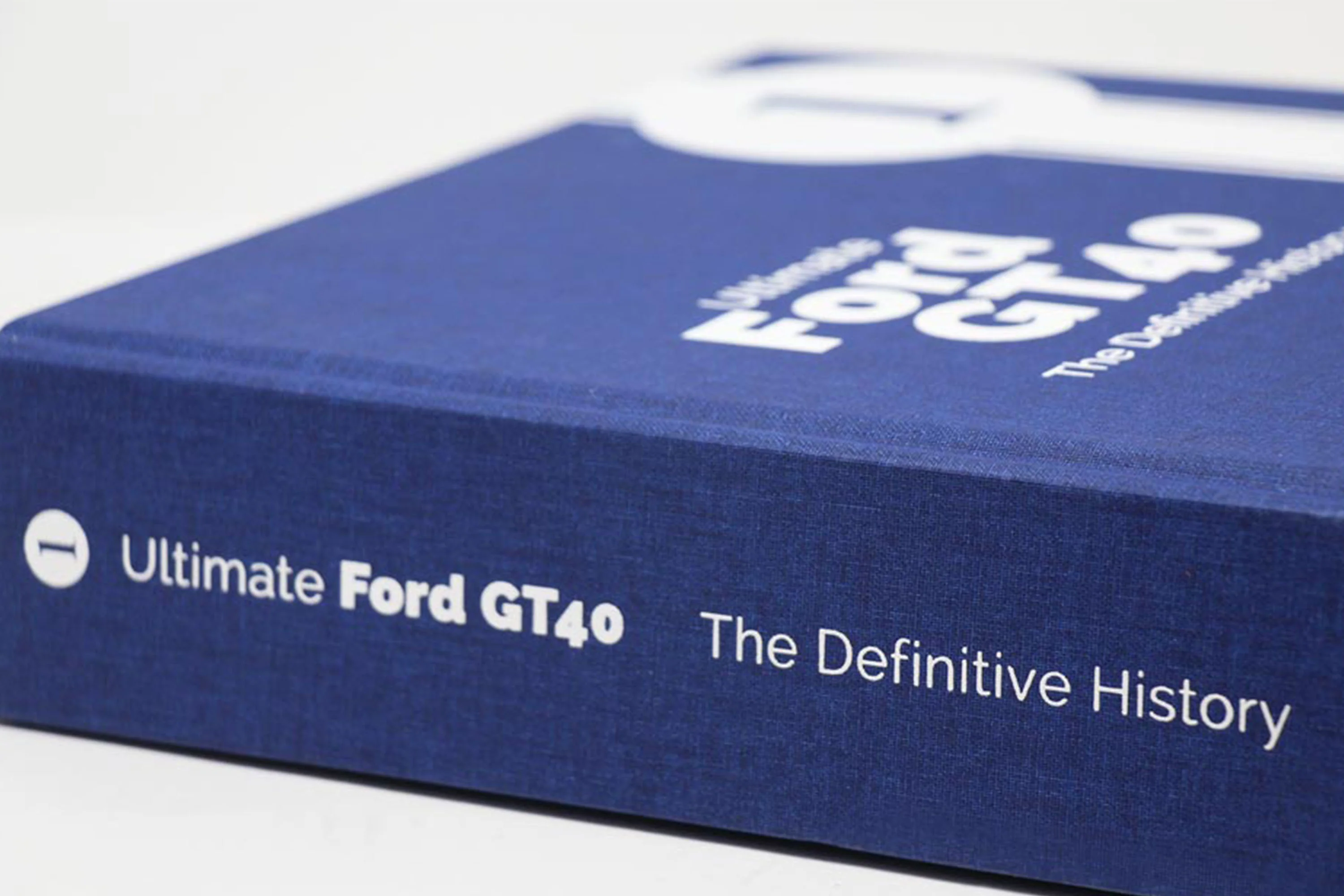 Ultimate Ford GT40 – The Definitive History (Volume 1) - Image 11